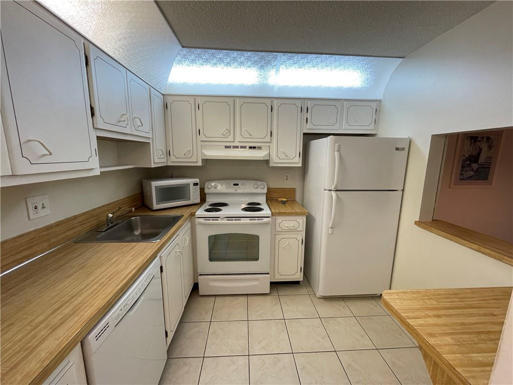 9233 SW 8th Street 220