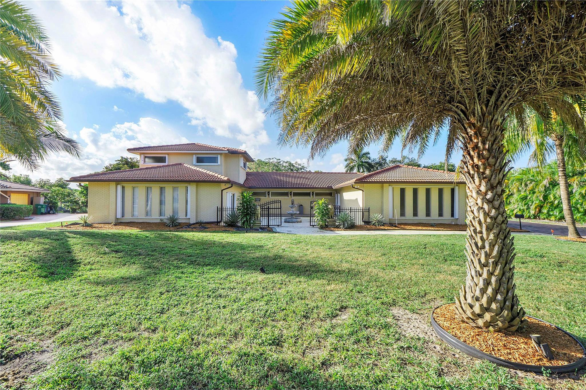 9030 NW 32nd Street