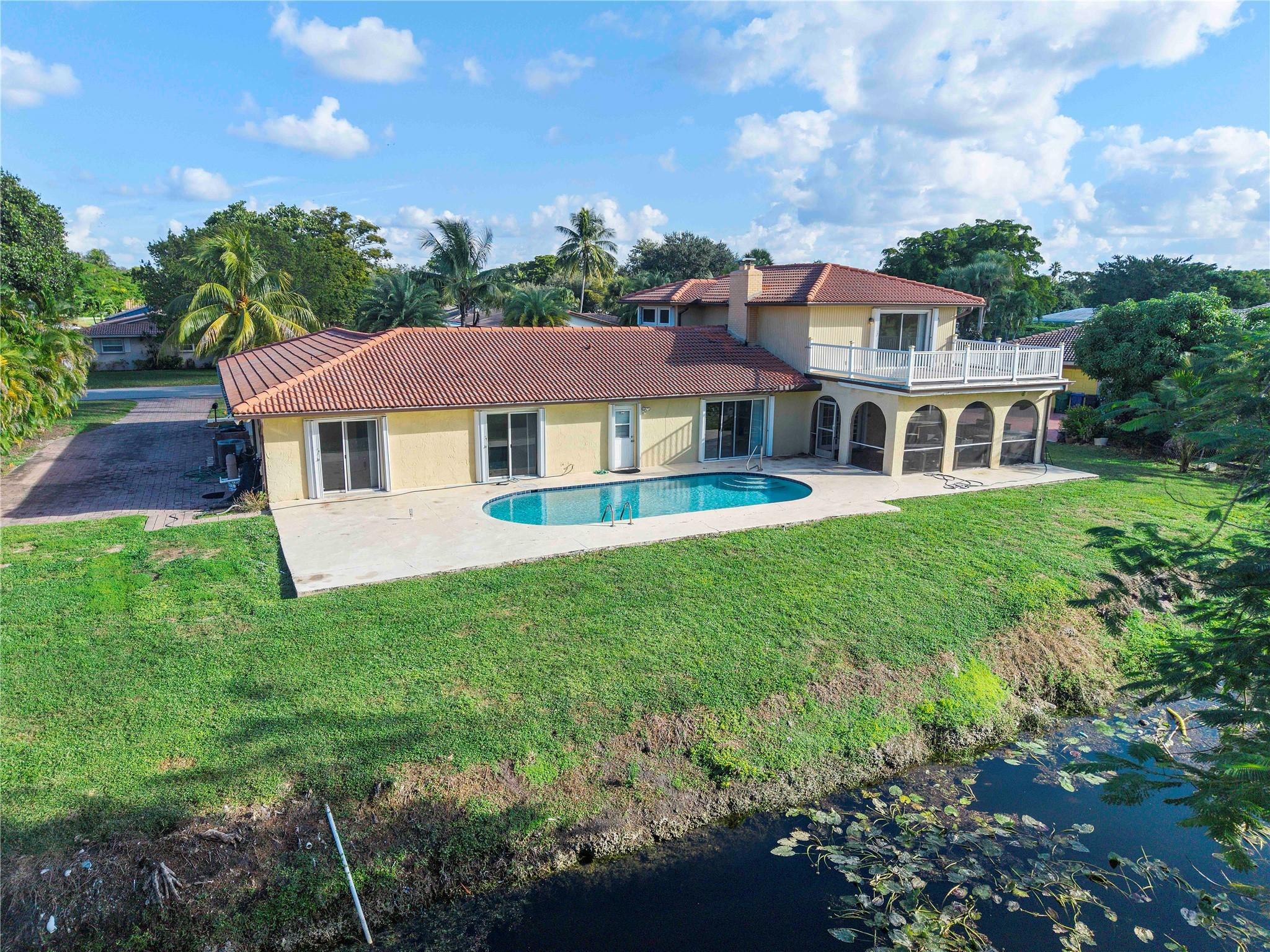 9030 NW 32nd Street