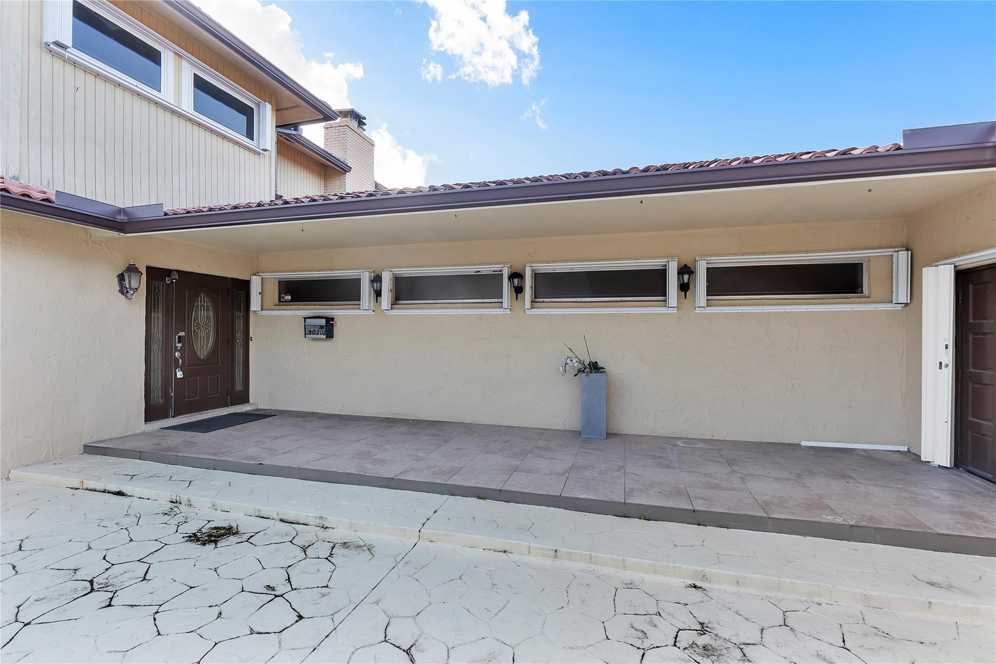 9030 NW 32nd Street
