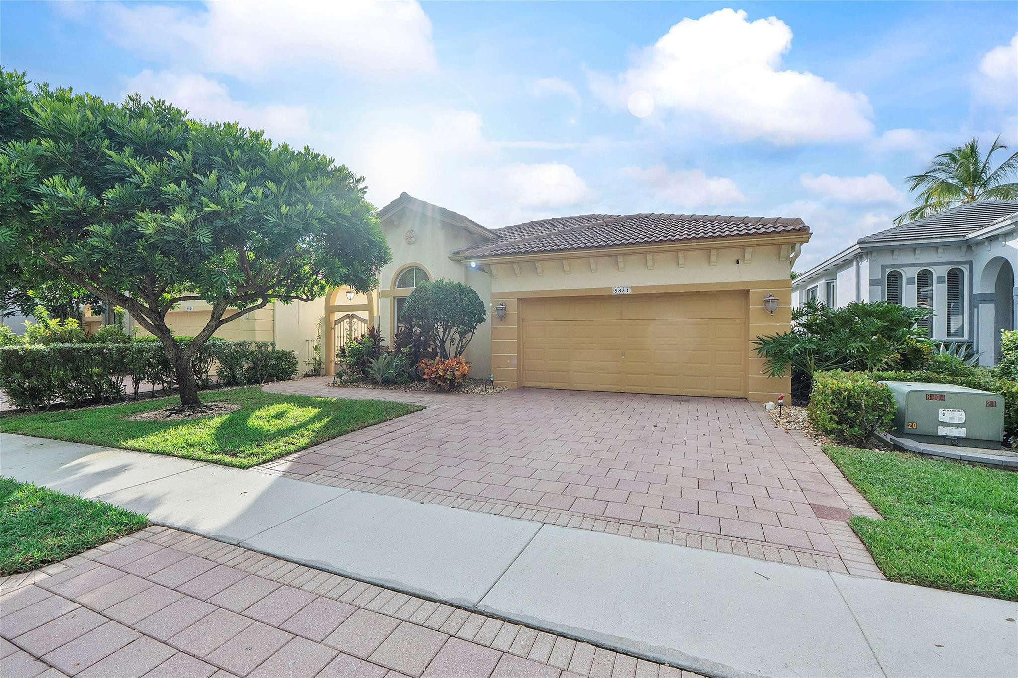 5834 NW 125th Terrace