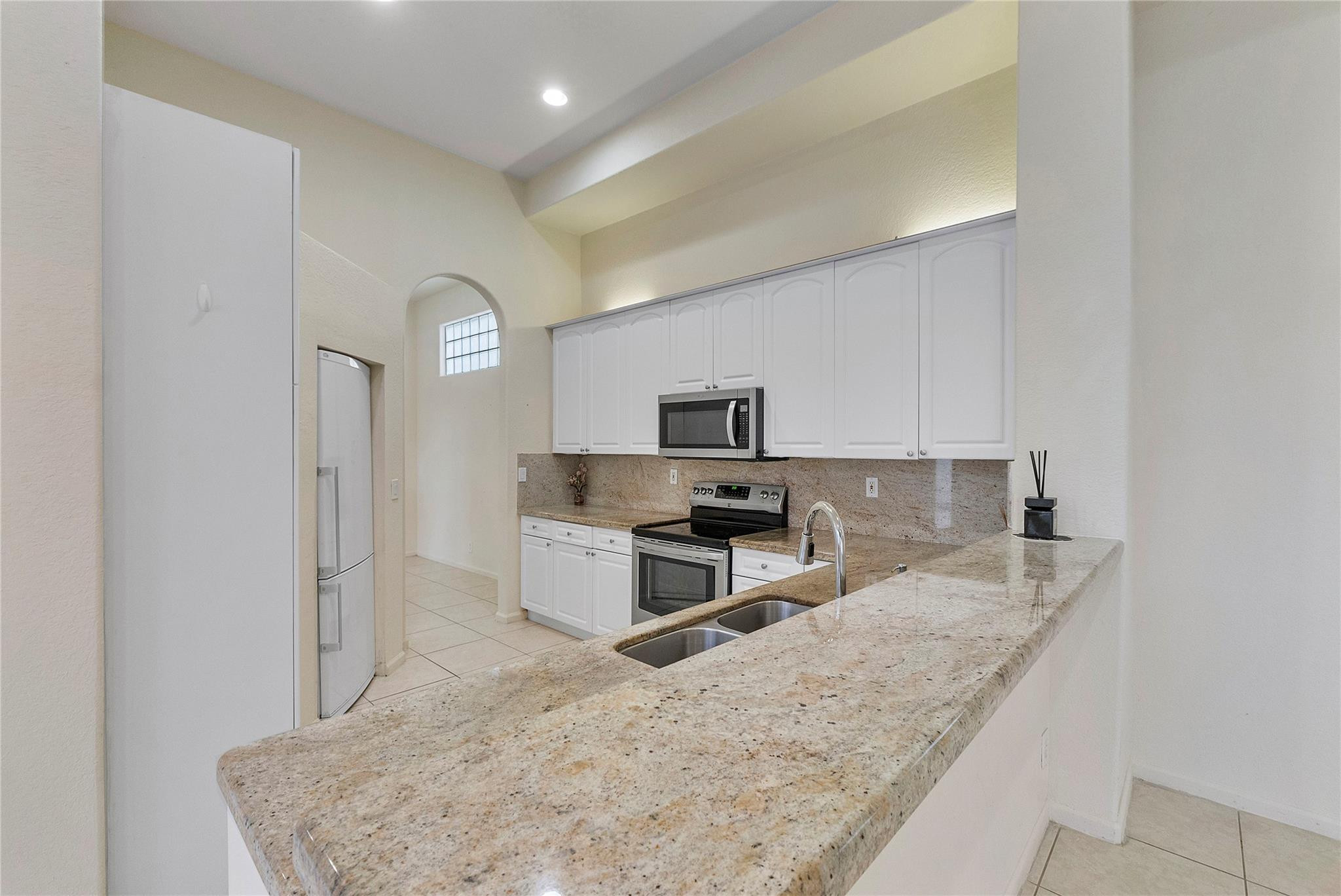 5834 NW 125th Terrace
