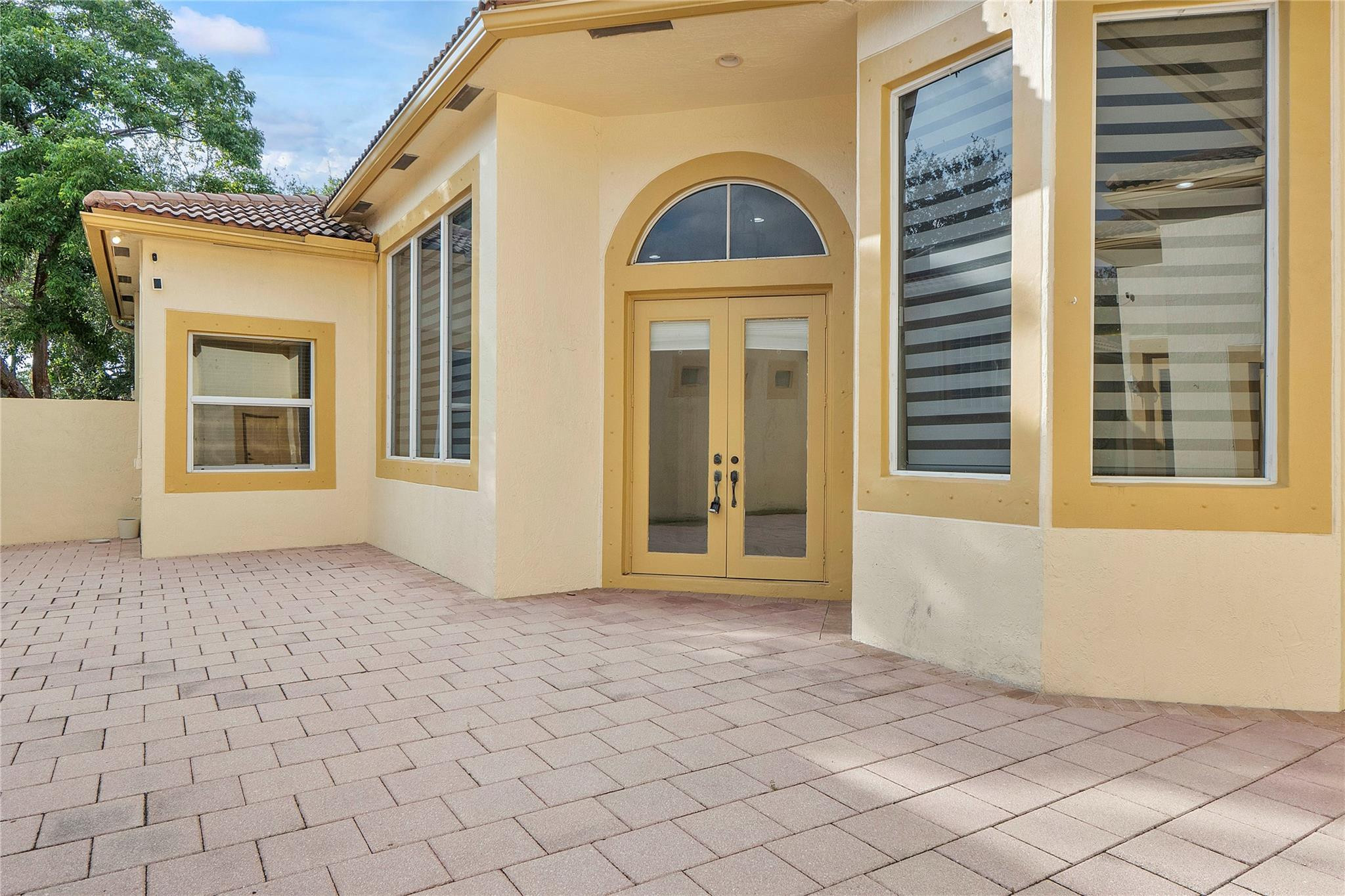 5834 NW 125th Terrace