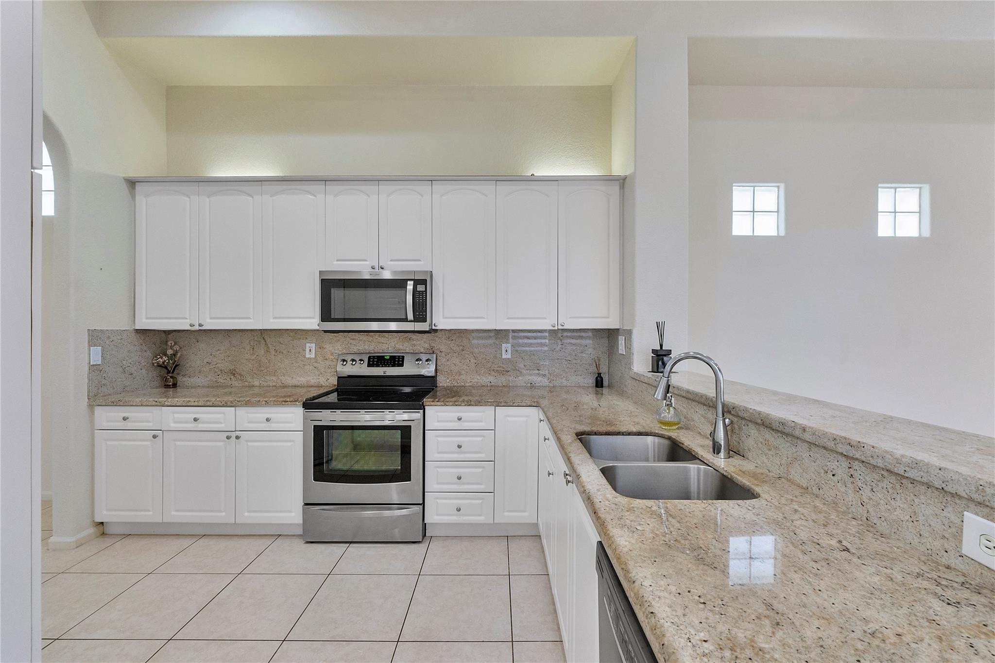 5834 NW 125th Terrace