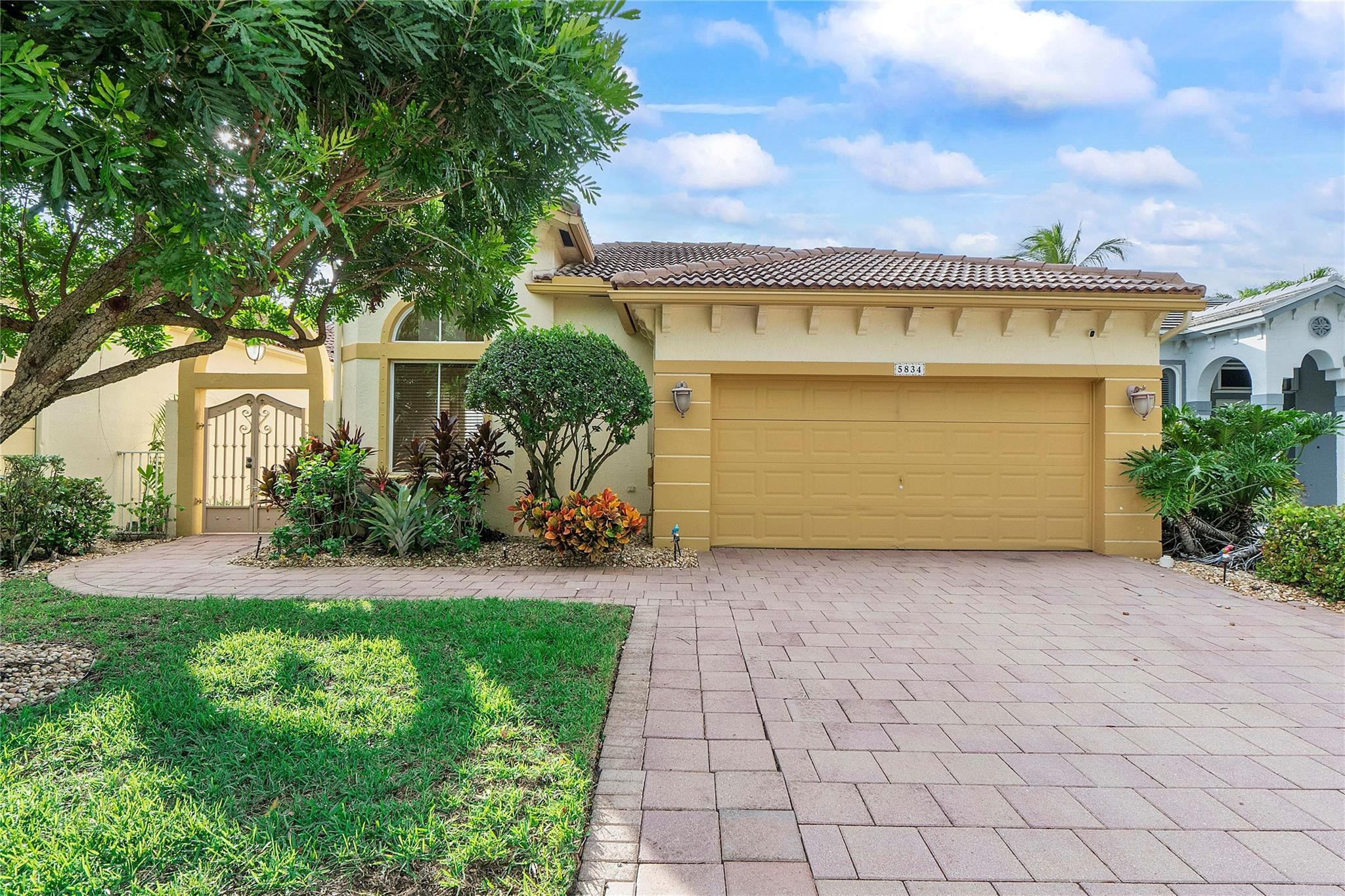 5834 NW 125th Terrace