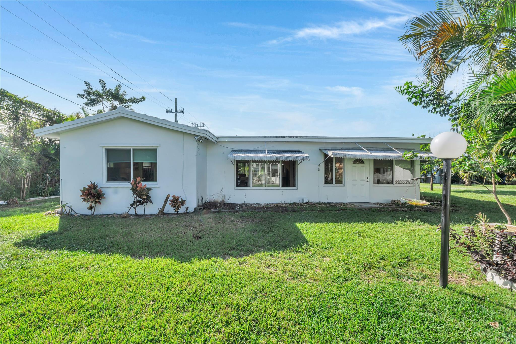 101 NW 32nd Court