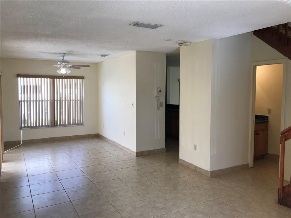 7061 SW 41st Place