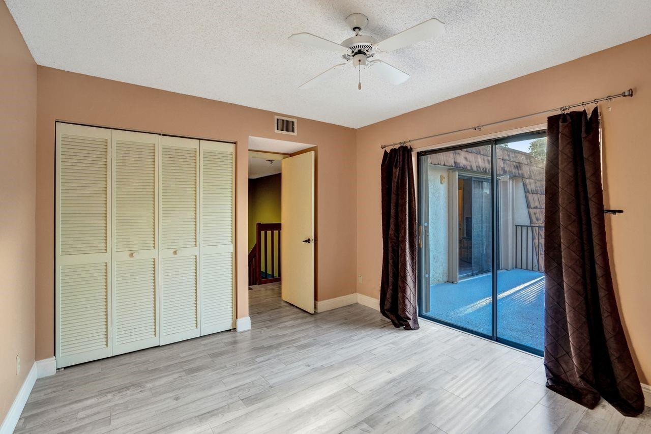8339 S Coral Circle 8339