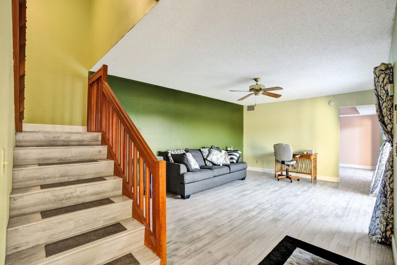 8339 S Coral Circle 8339