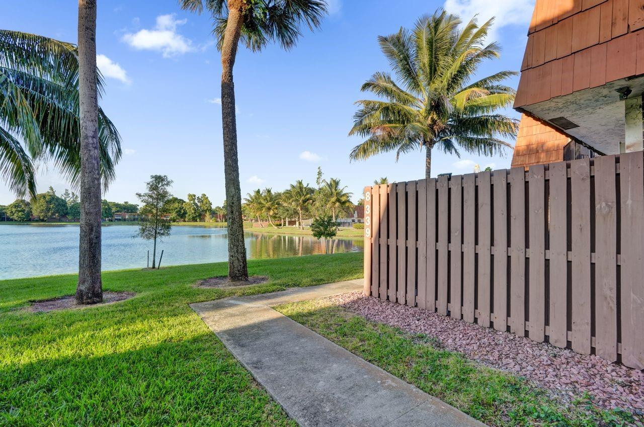8339 S Coral Circle 8339
