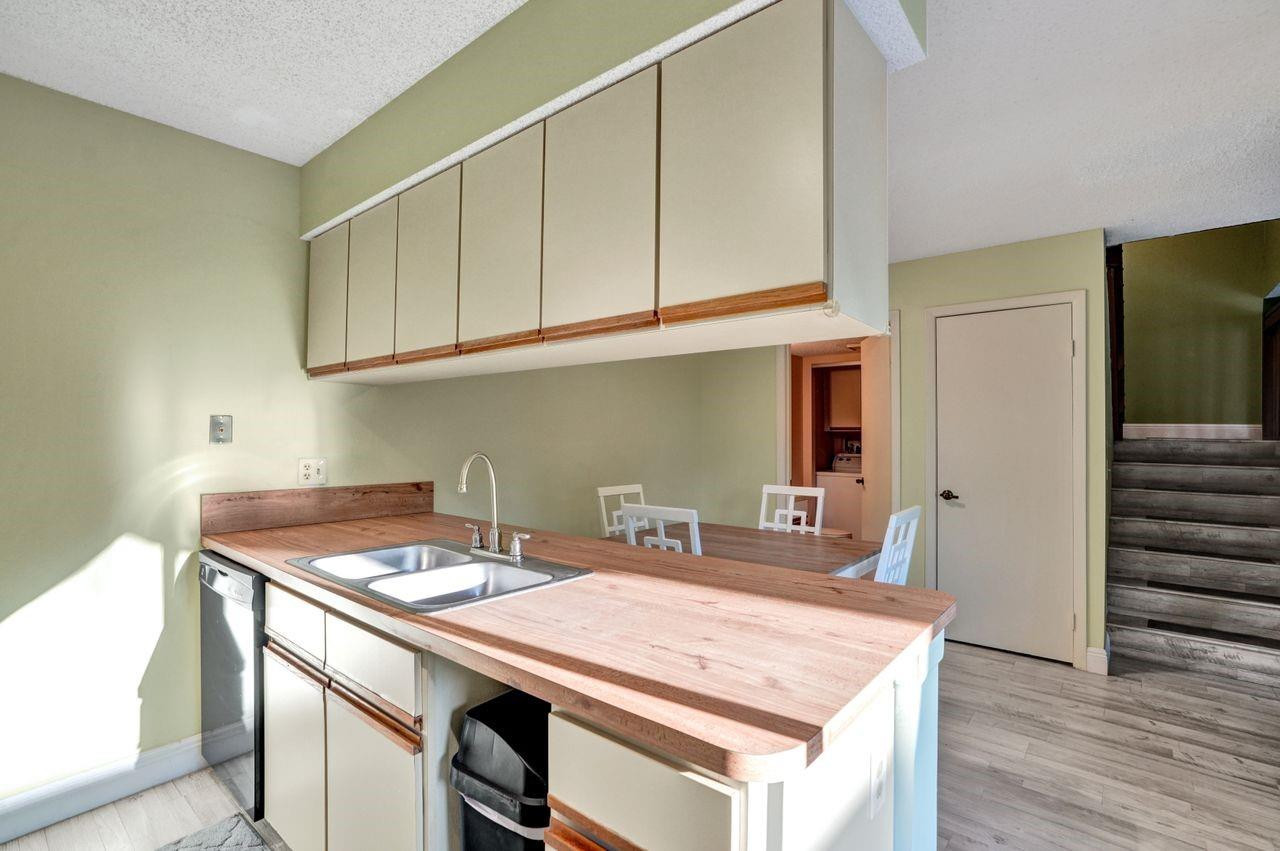 8339 S Coral Circle 8339