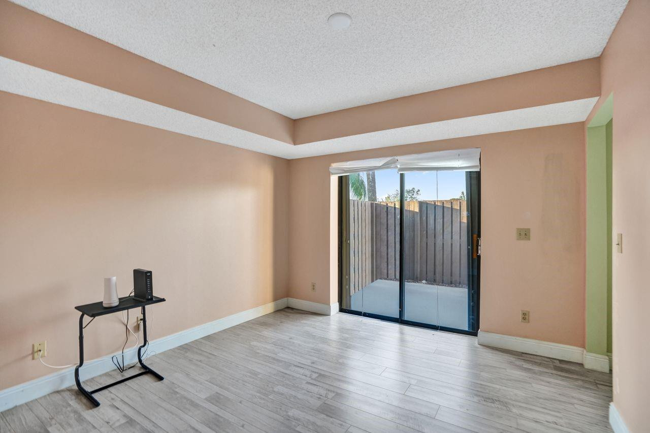 8339 S Coral Circle 8339