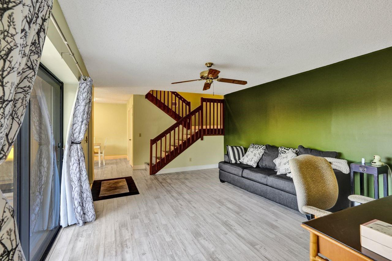 8339 S Coral Circle 8339