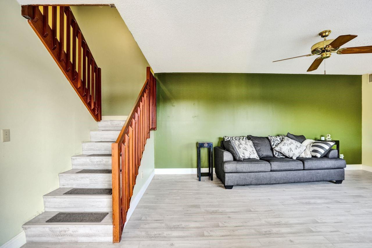 8339 S Coral Circle 8339