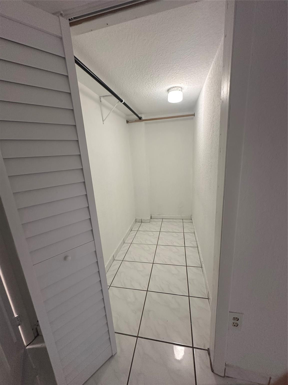 8420 SW 133rd Avenue Road 106