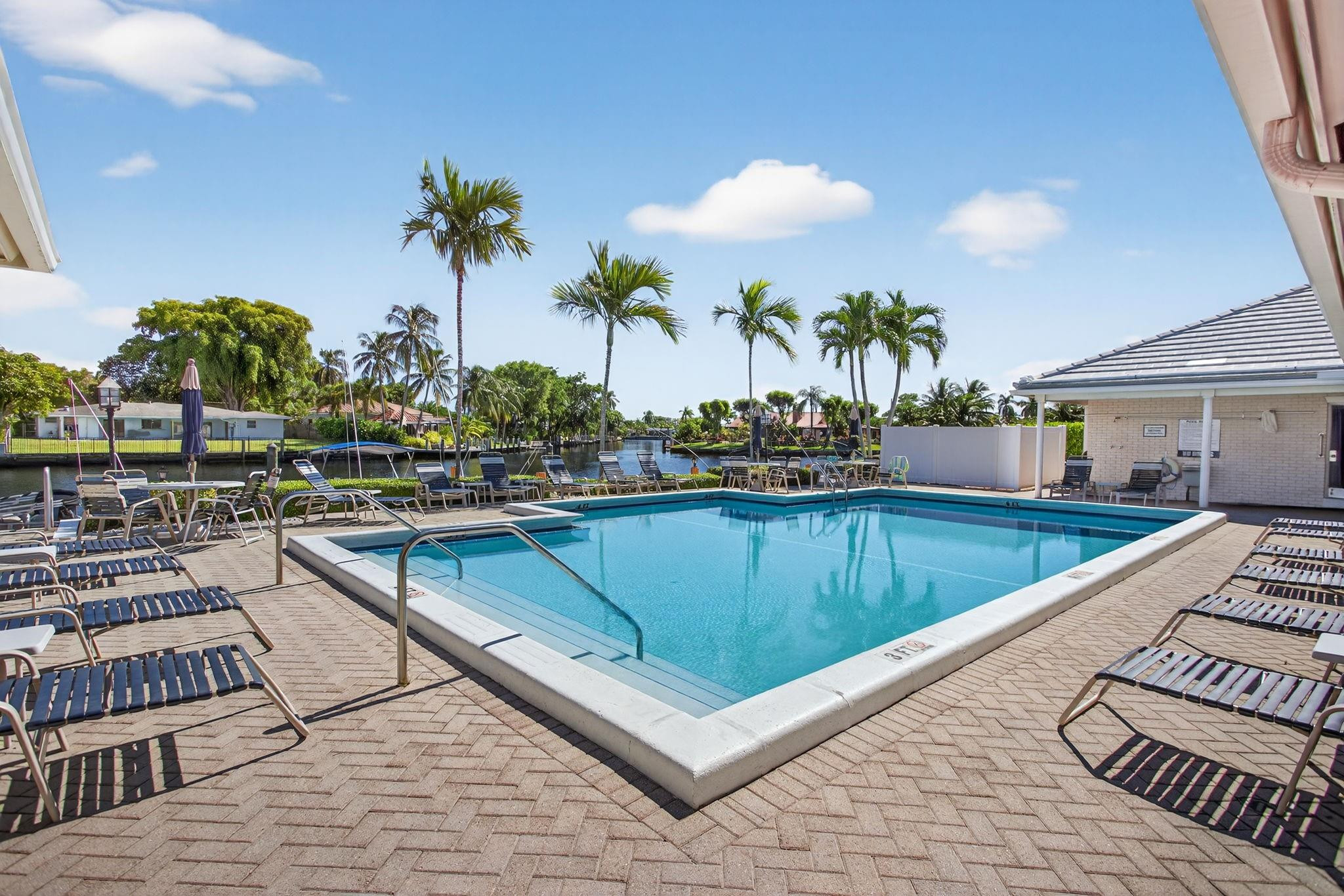 130 Cypress Club Drive 307