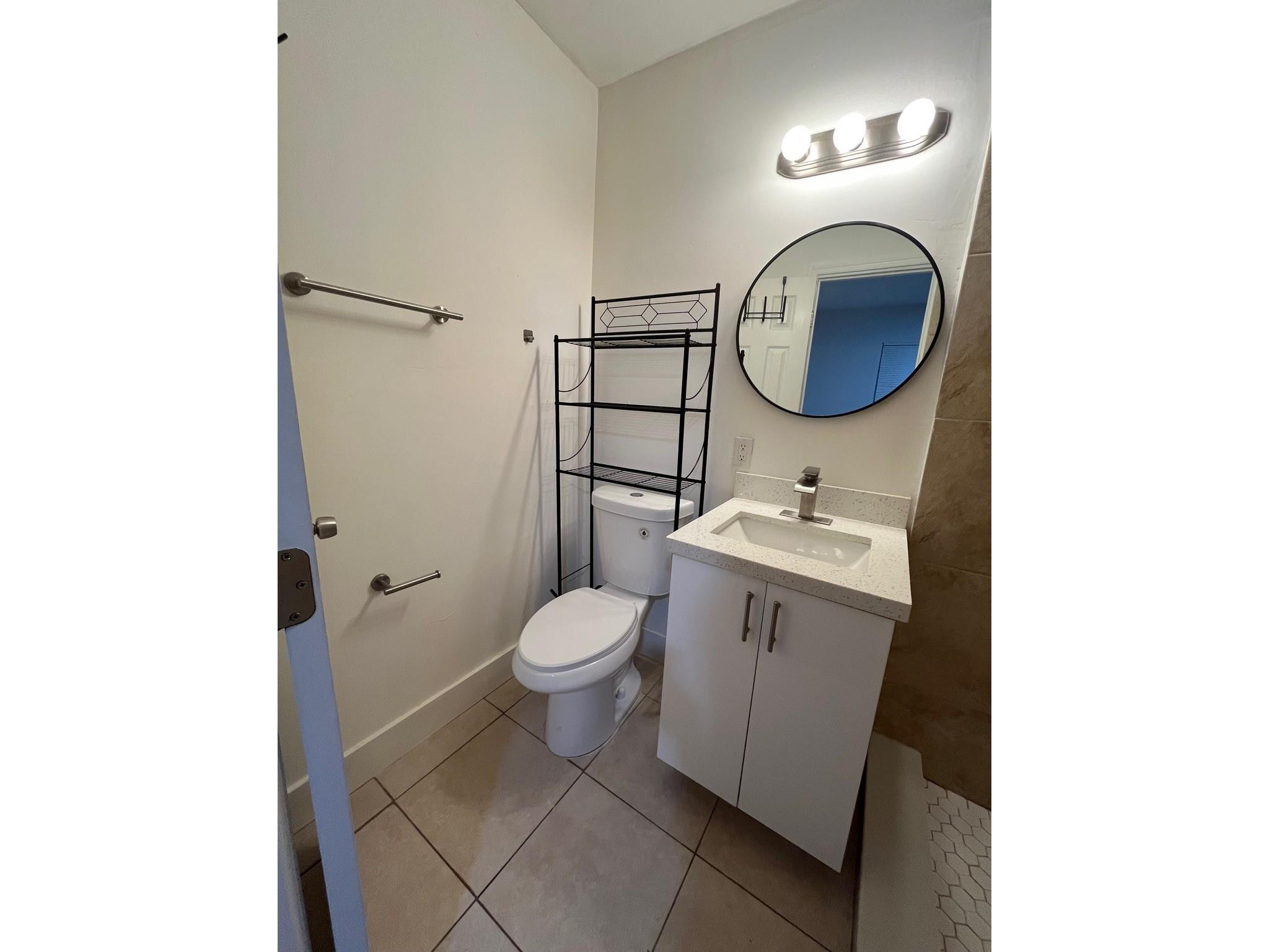 2300 NW 6th Street 9