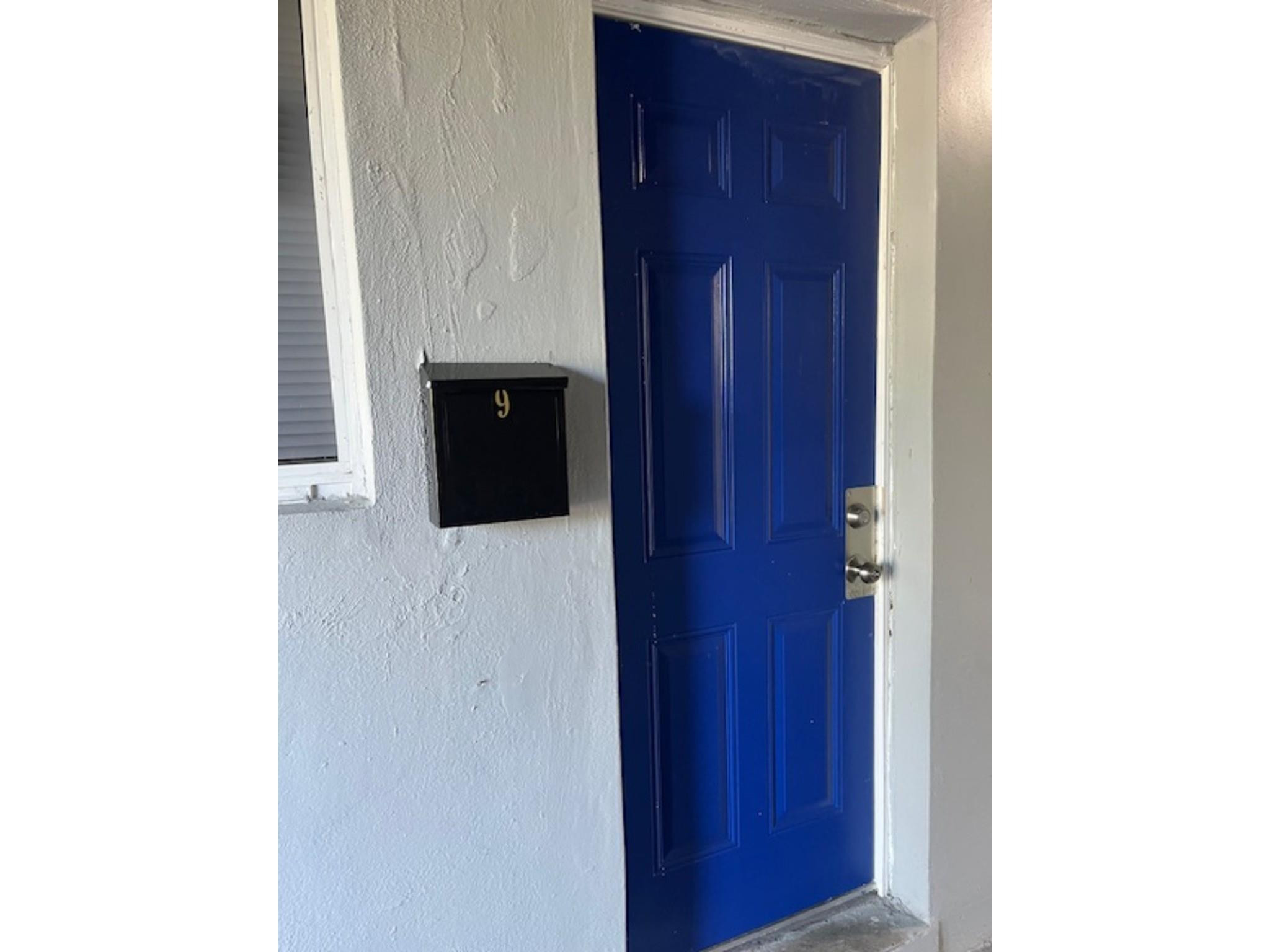 2300 NW 6th Street 9