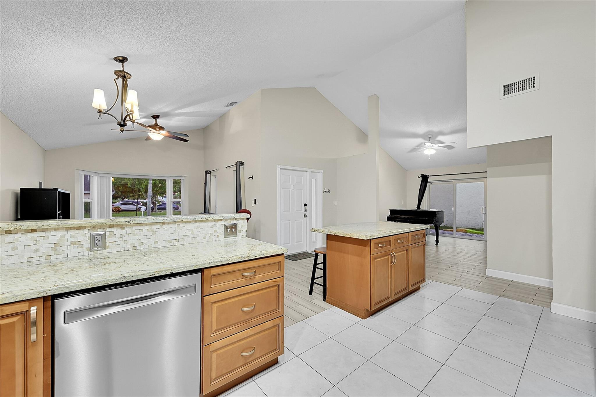 9941 NW 45th Street