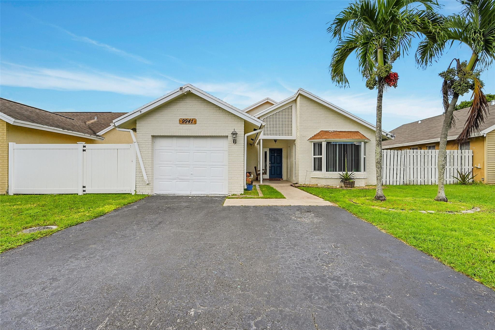 9941 NW 45th Street