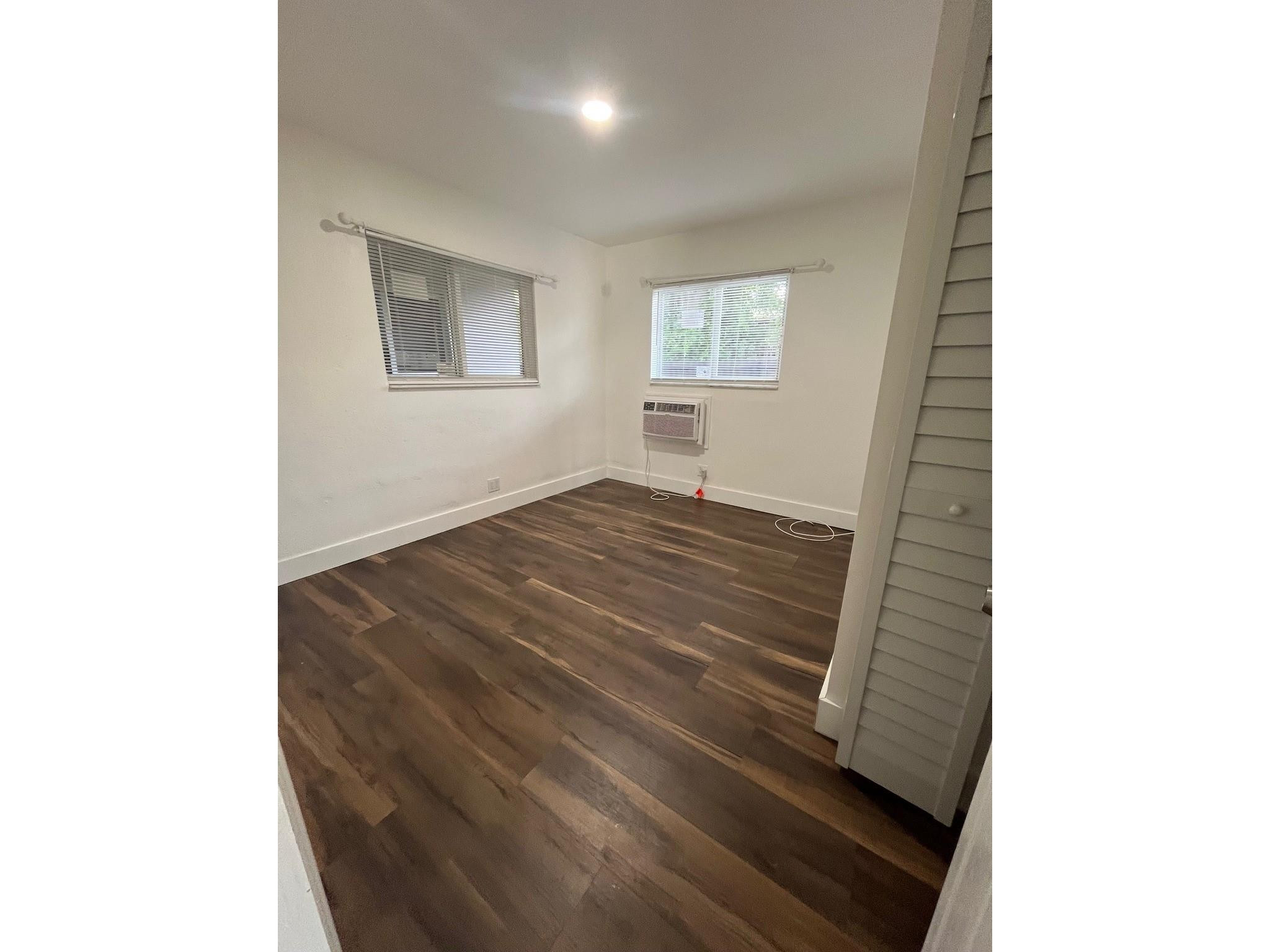 2300 NW 6th Street 11