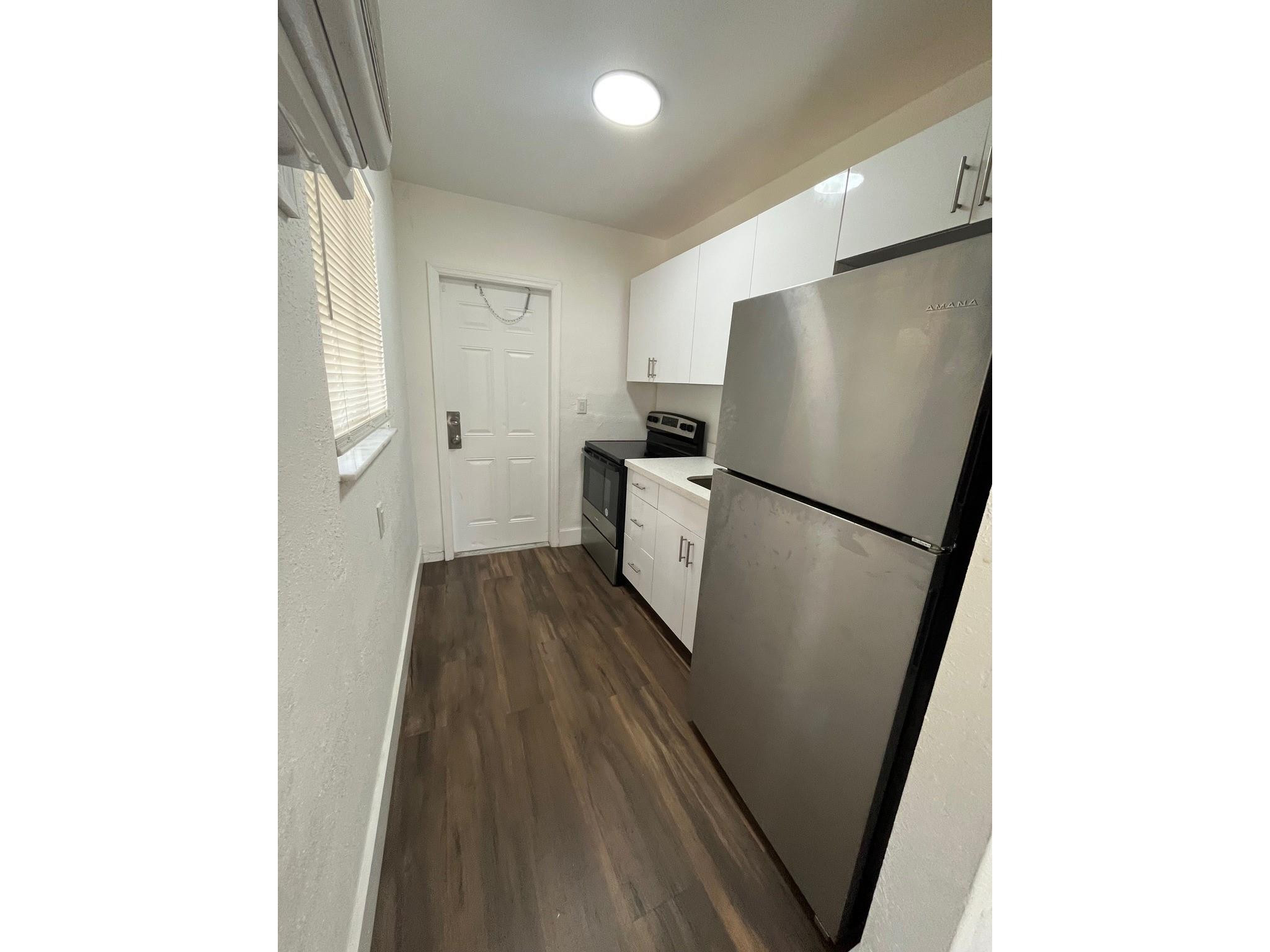 2300 NW 6th Street 11