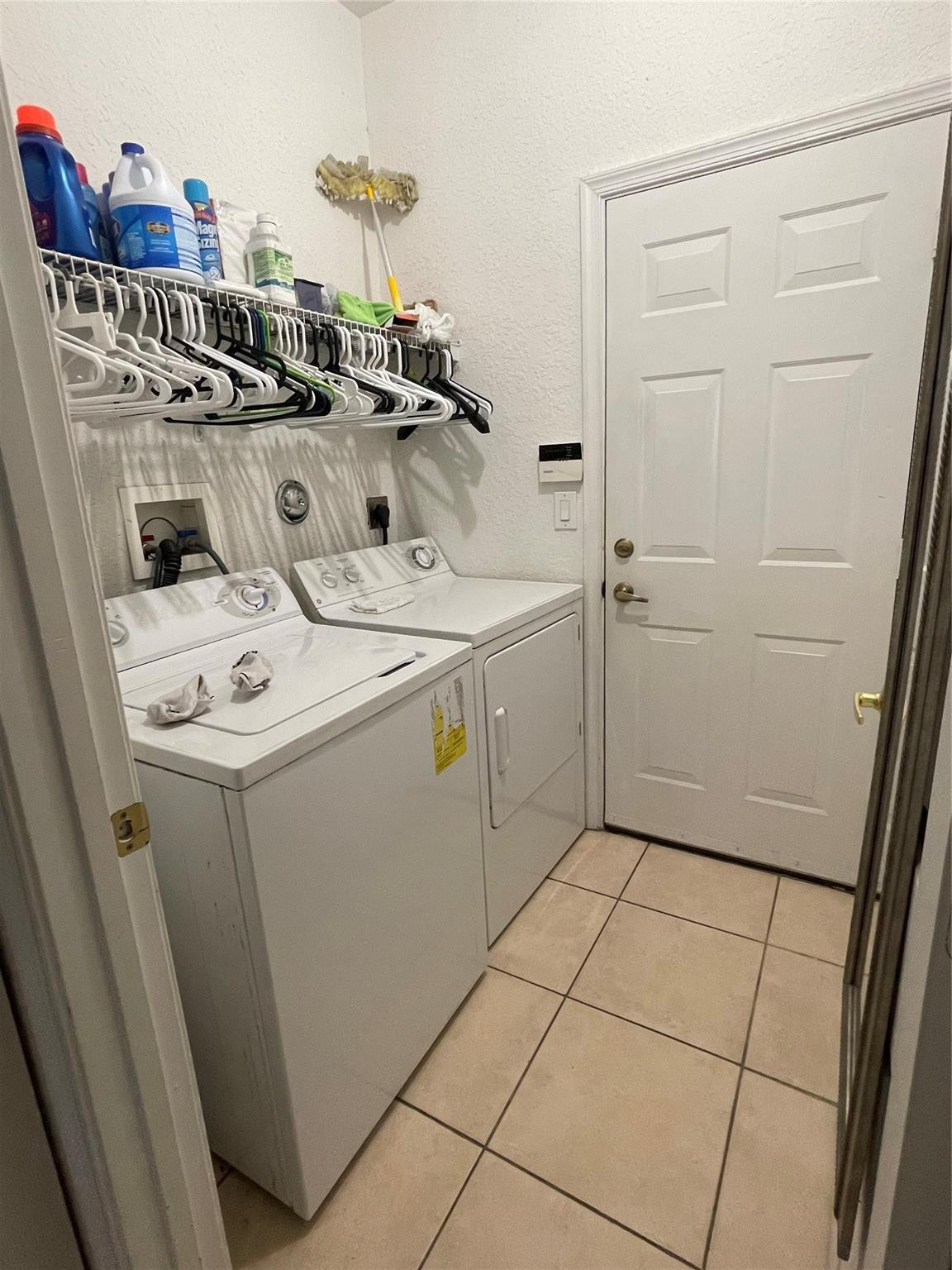 932 NW 126th Terrace
