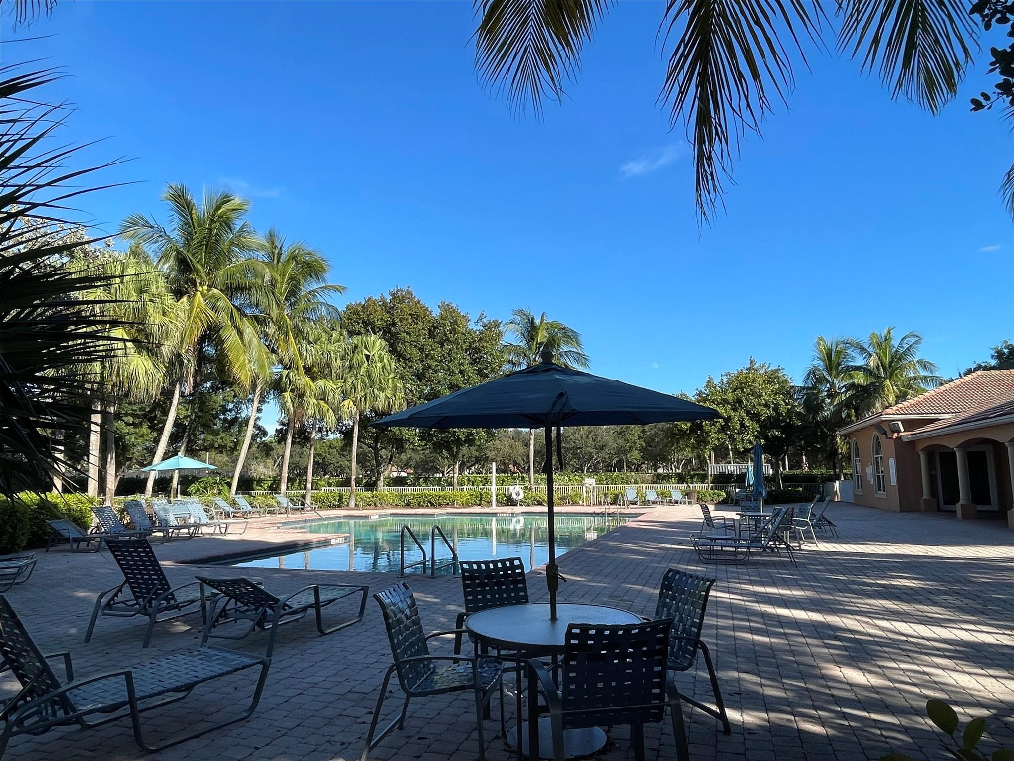 932 NW 126th Terrace