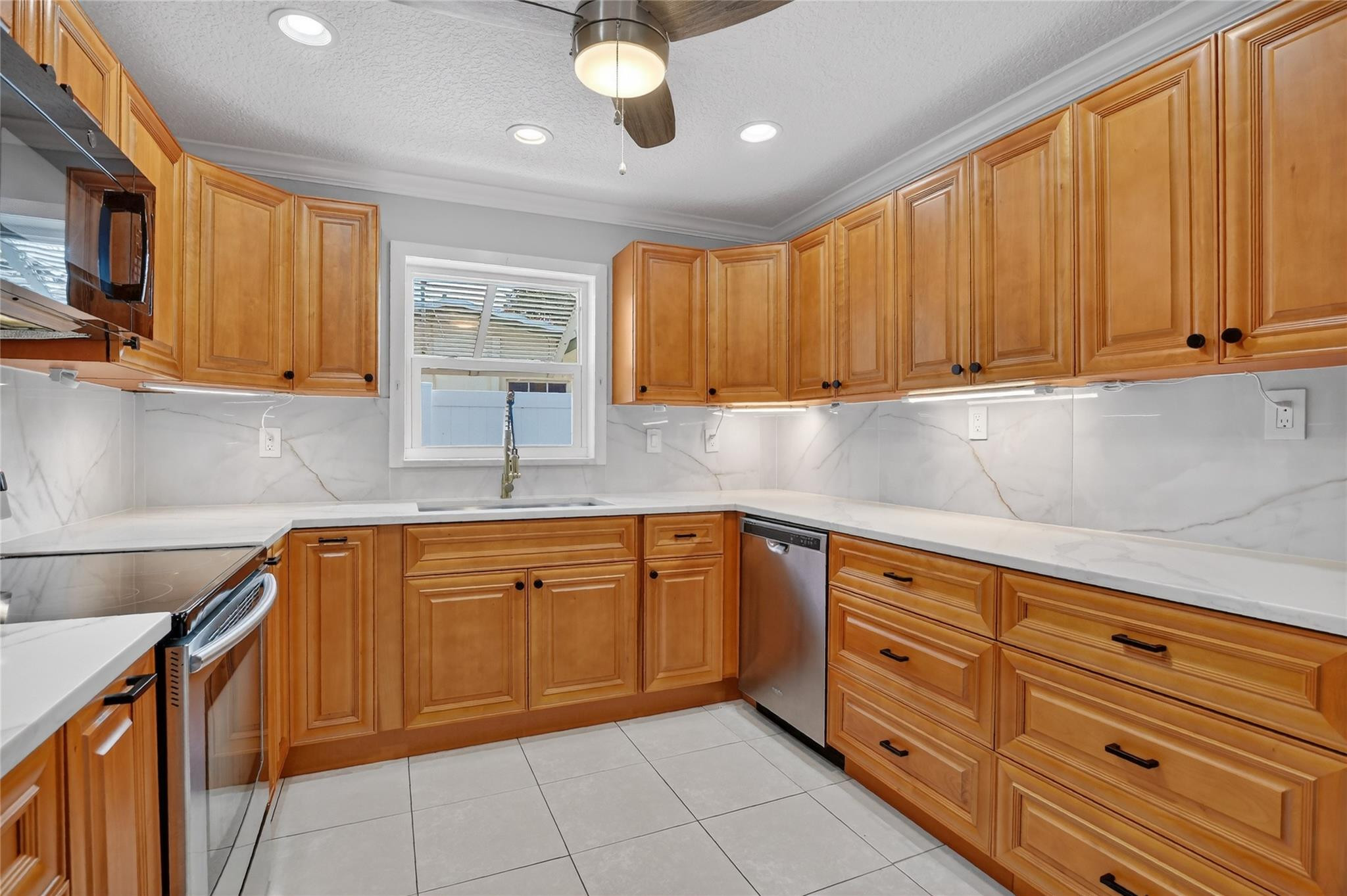 111 SE 14th Place