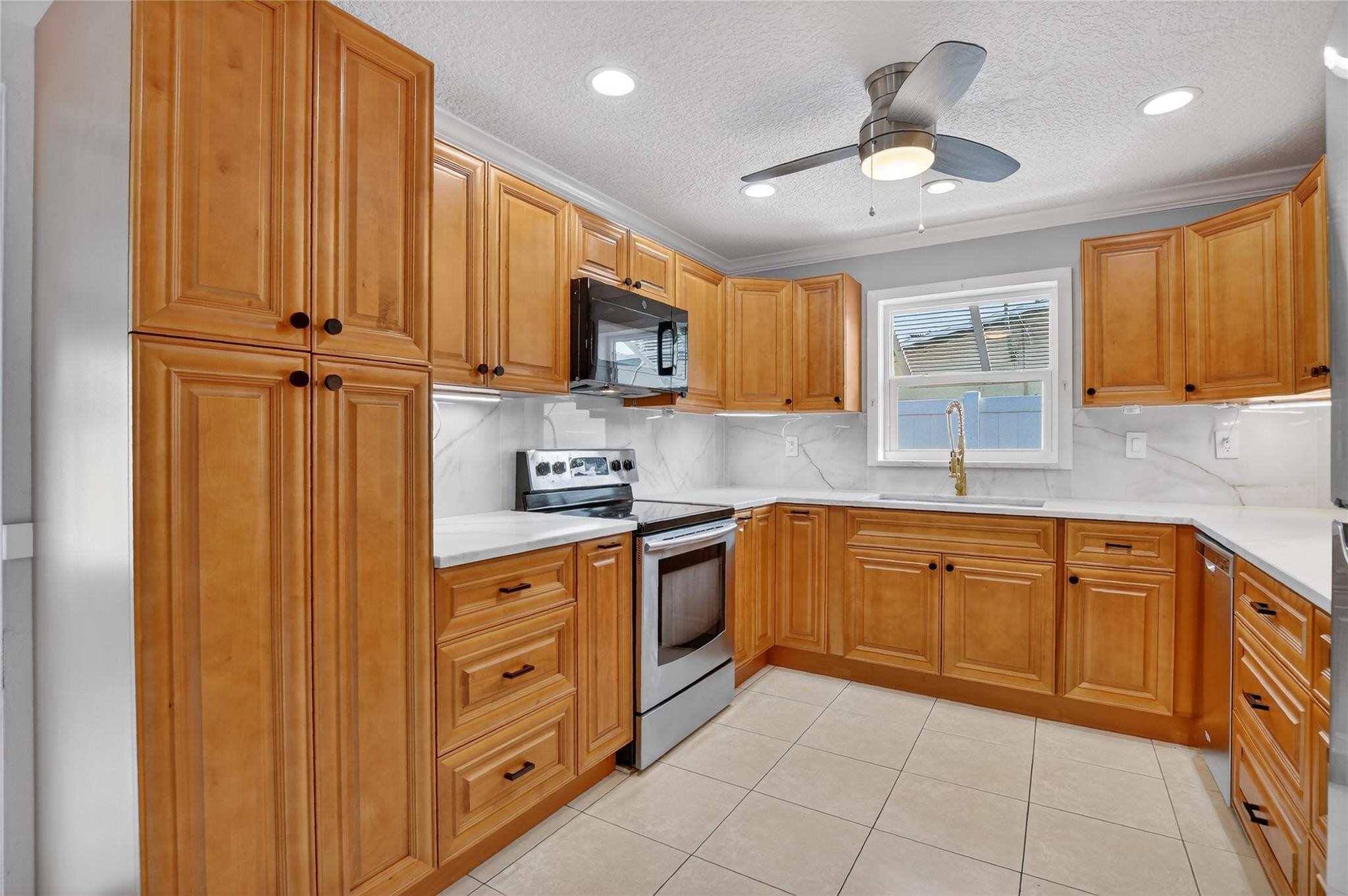 111 SE 14th Place