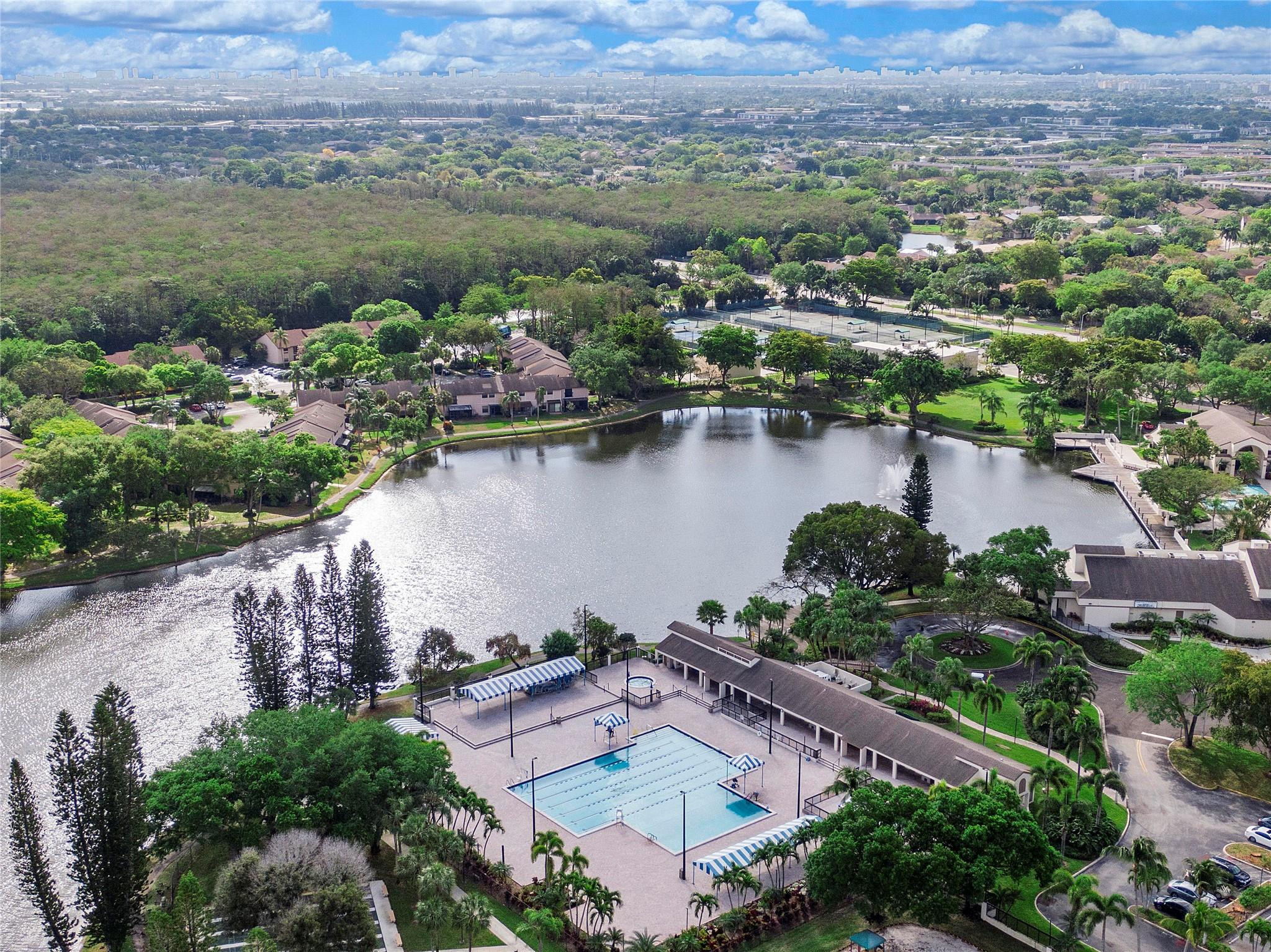 3246 Carambola Circle S 3246