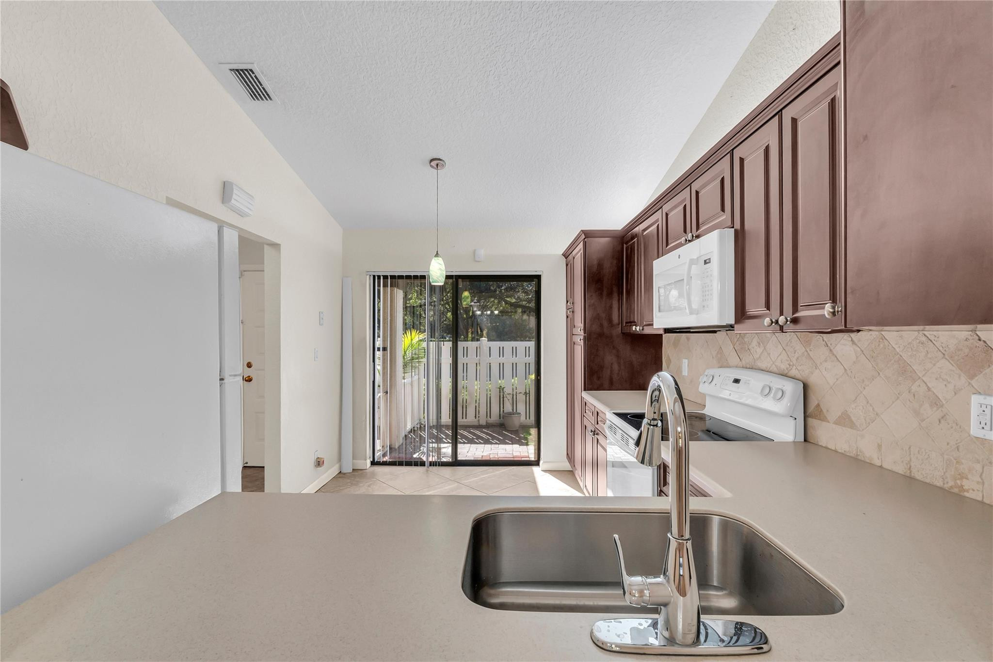3246 Carambola Circle S 3246