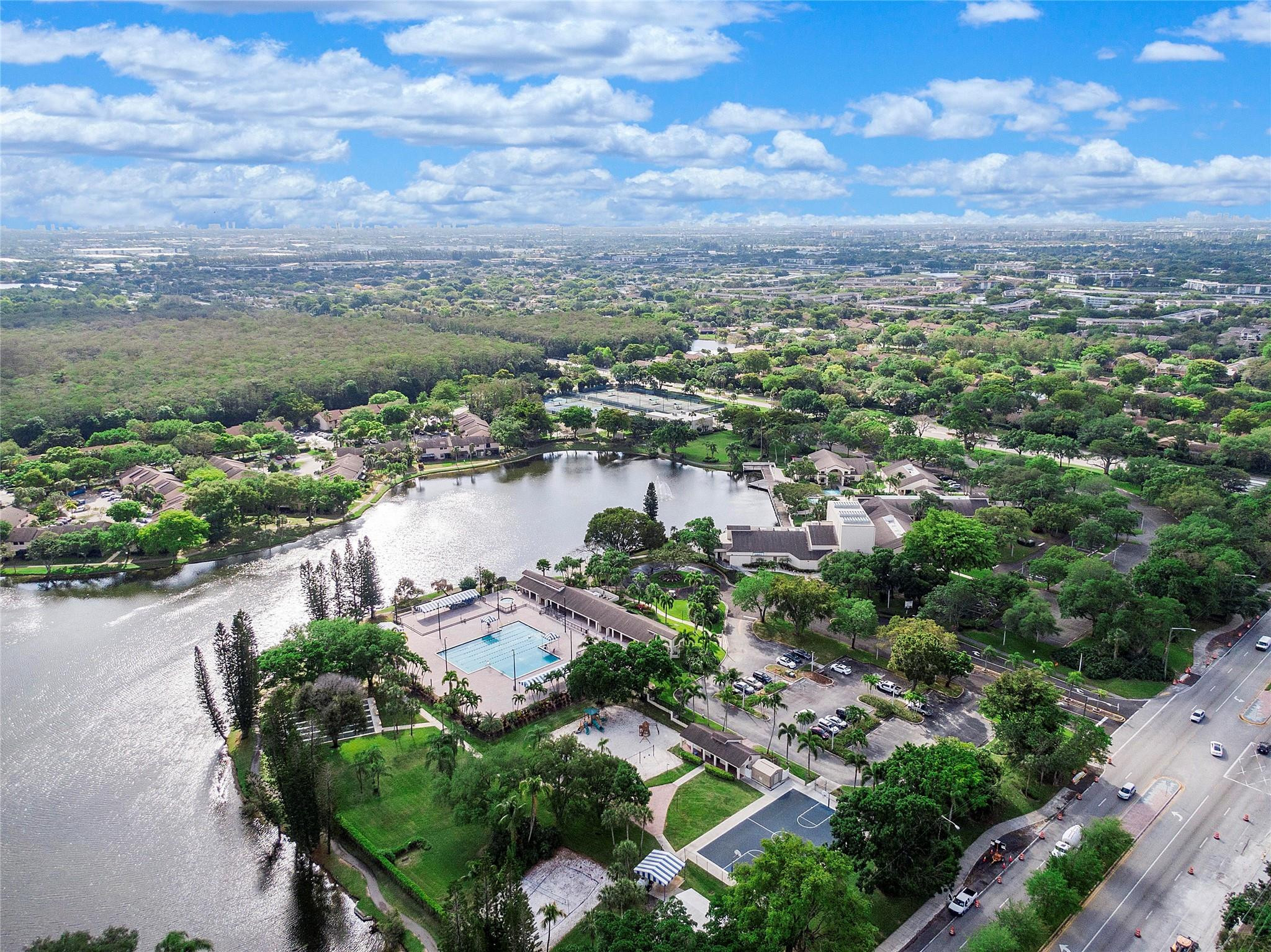 3246 Carambola Circle S 3246
