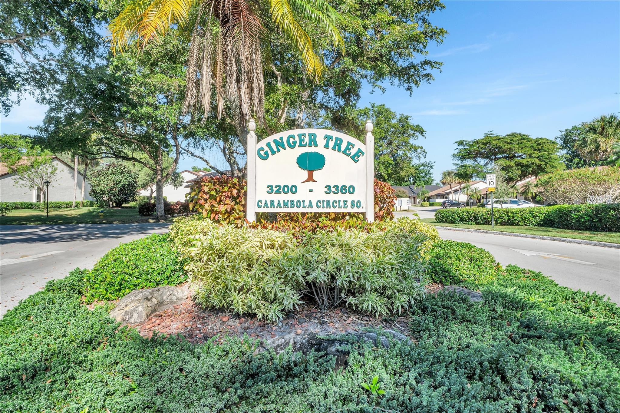 3246 Carambola Circle S 3246