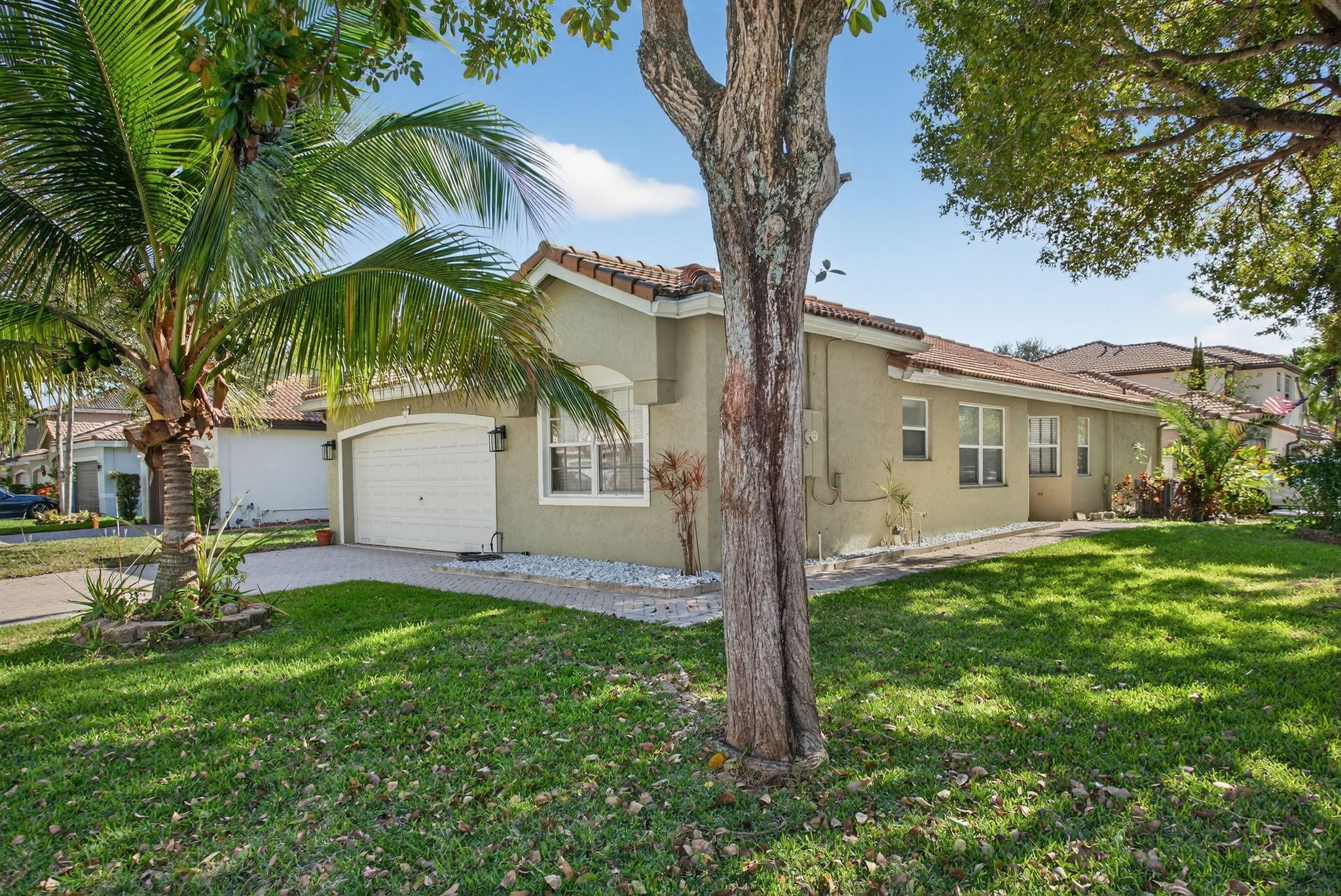 4064 Crescent Creek Drive