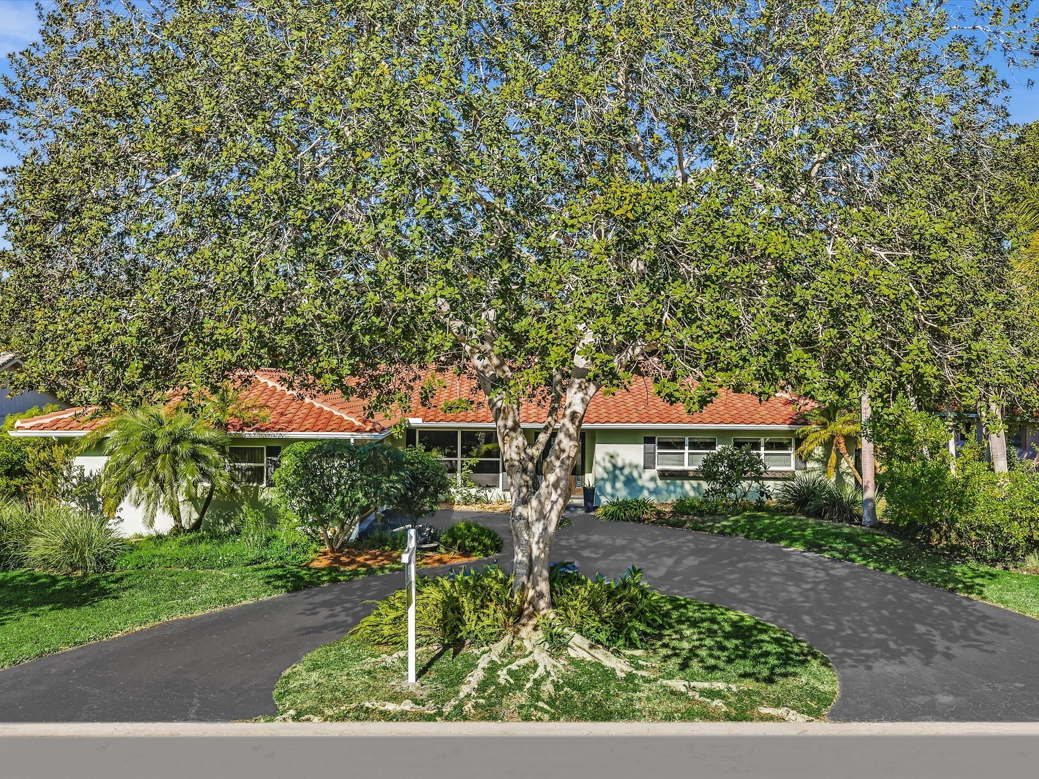 2074 NW 103rd Terrace