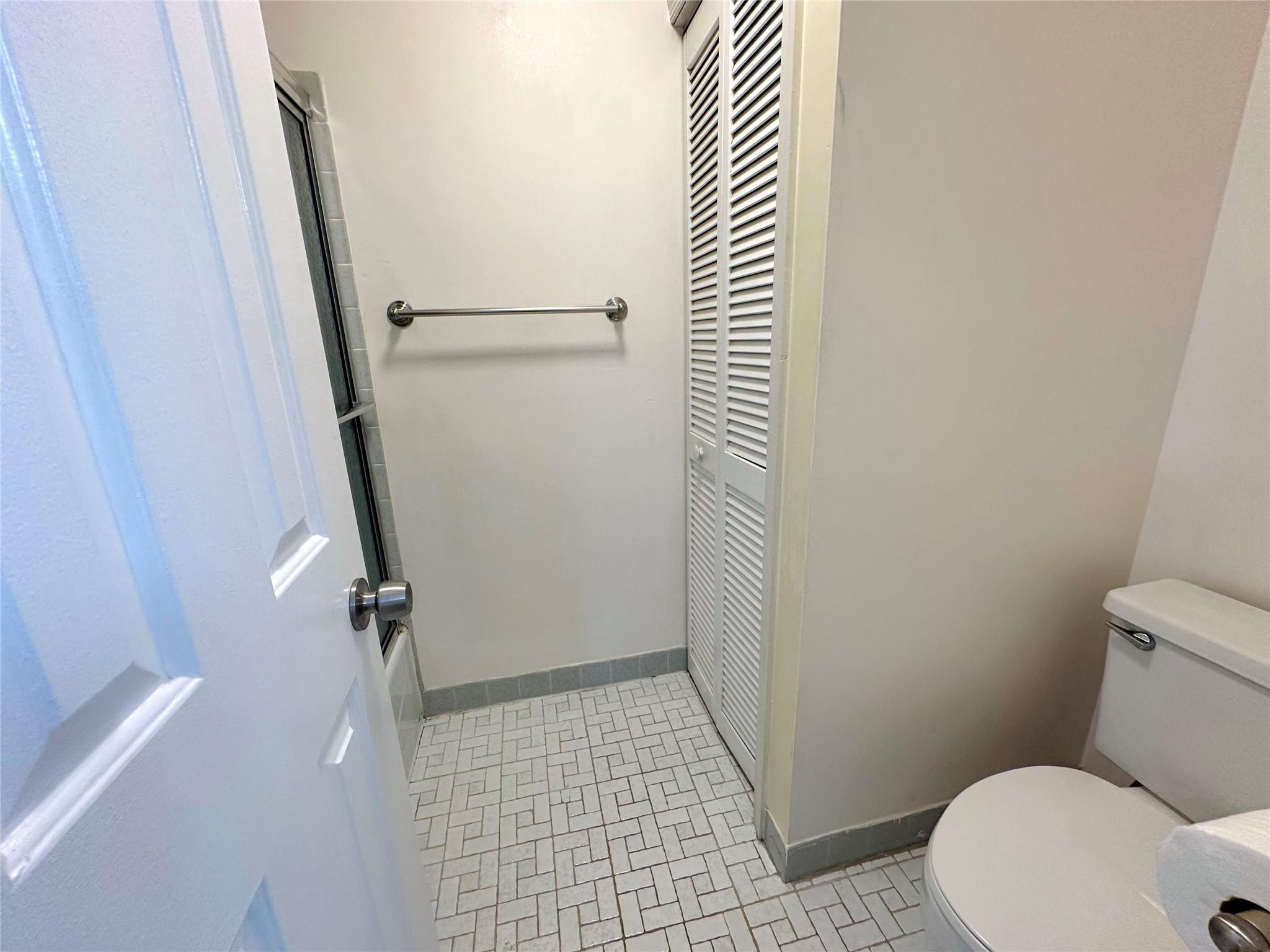 444 Pine Circle 4