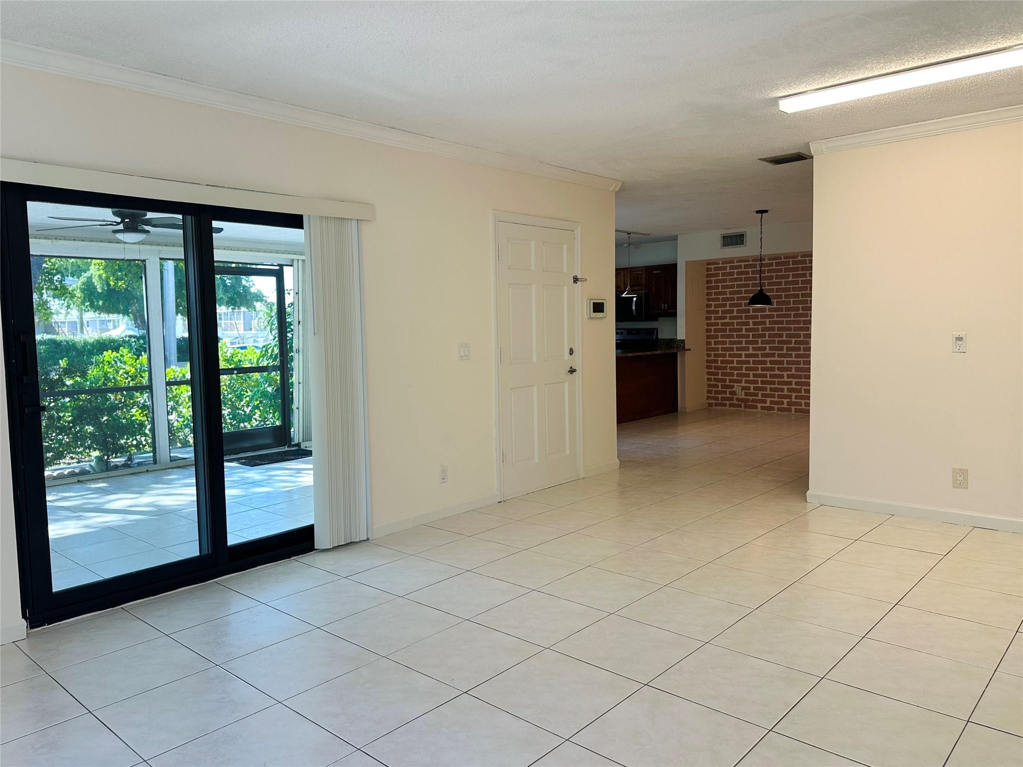 444 Pine Circle 4