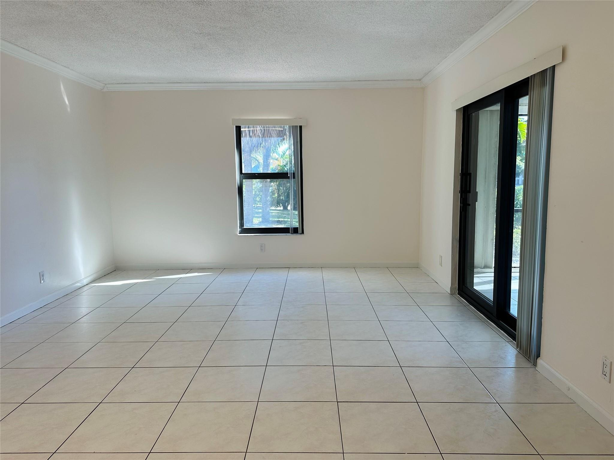 444 Pine Circle 4