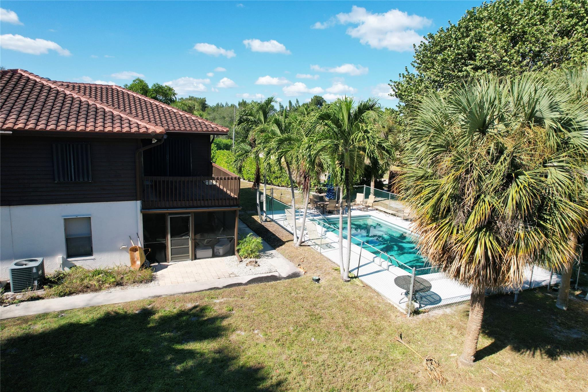 444 Pine Circle 4
