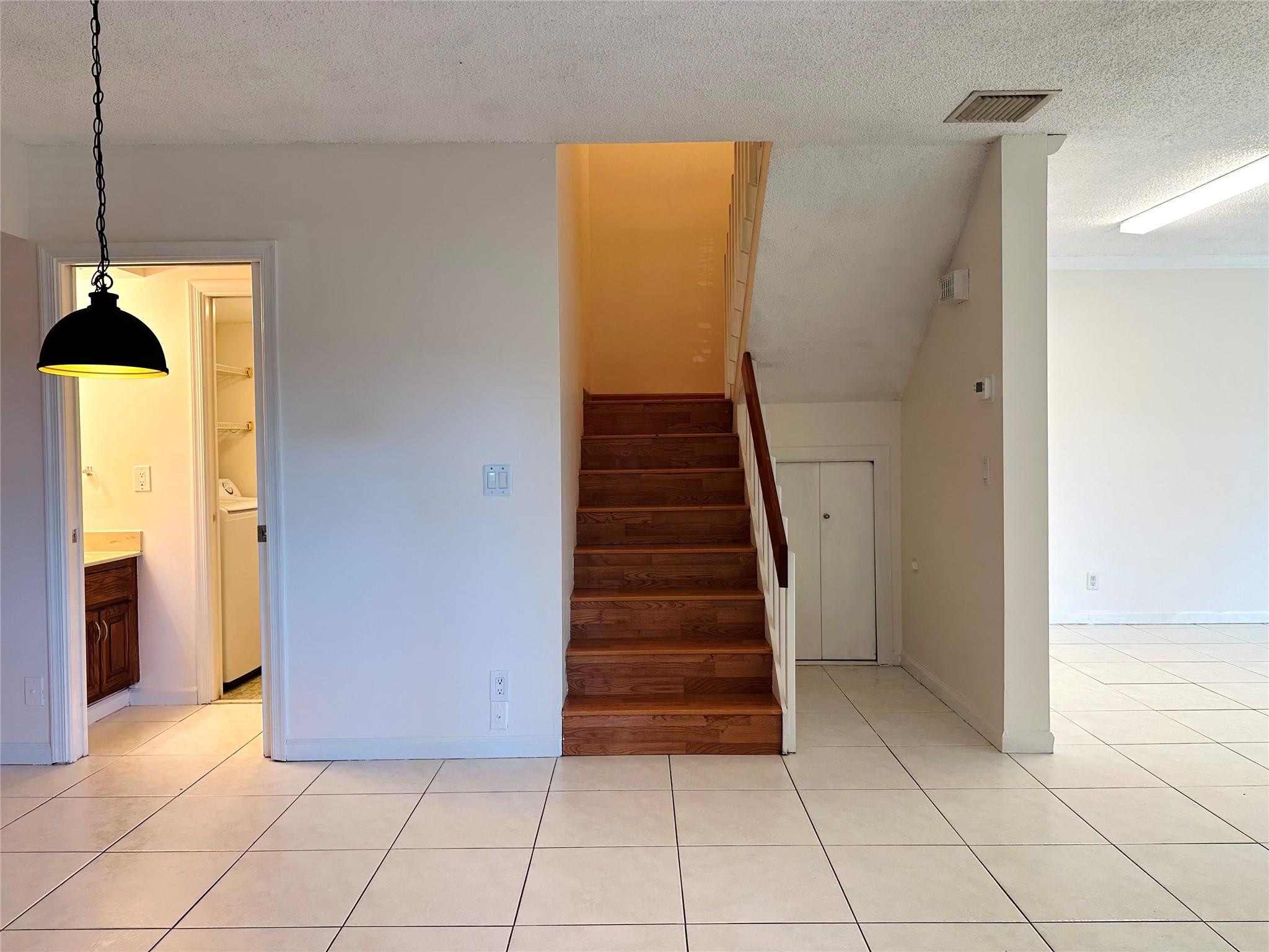 444 Pine Circle 4