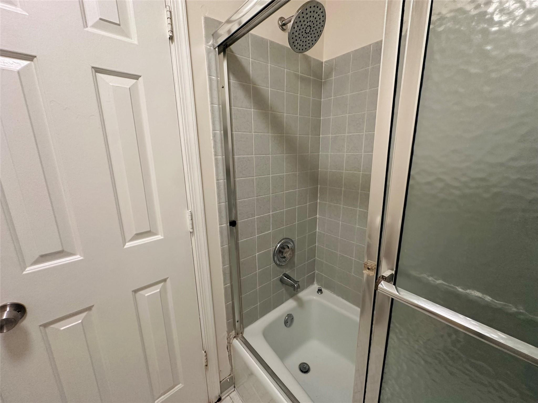 444 Pine Circle 4