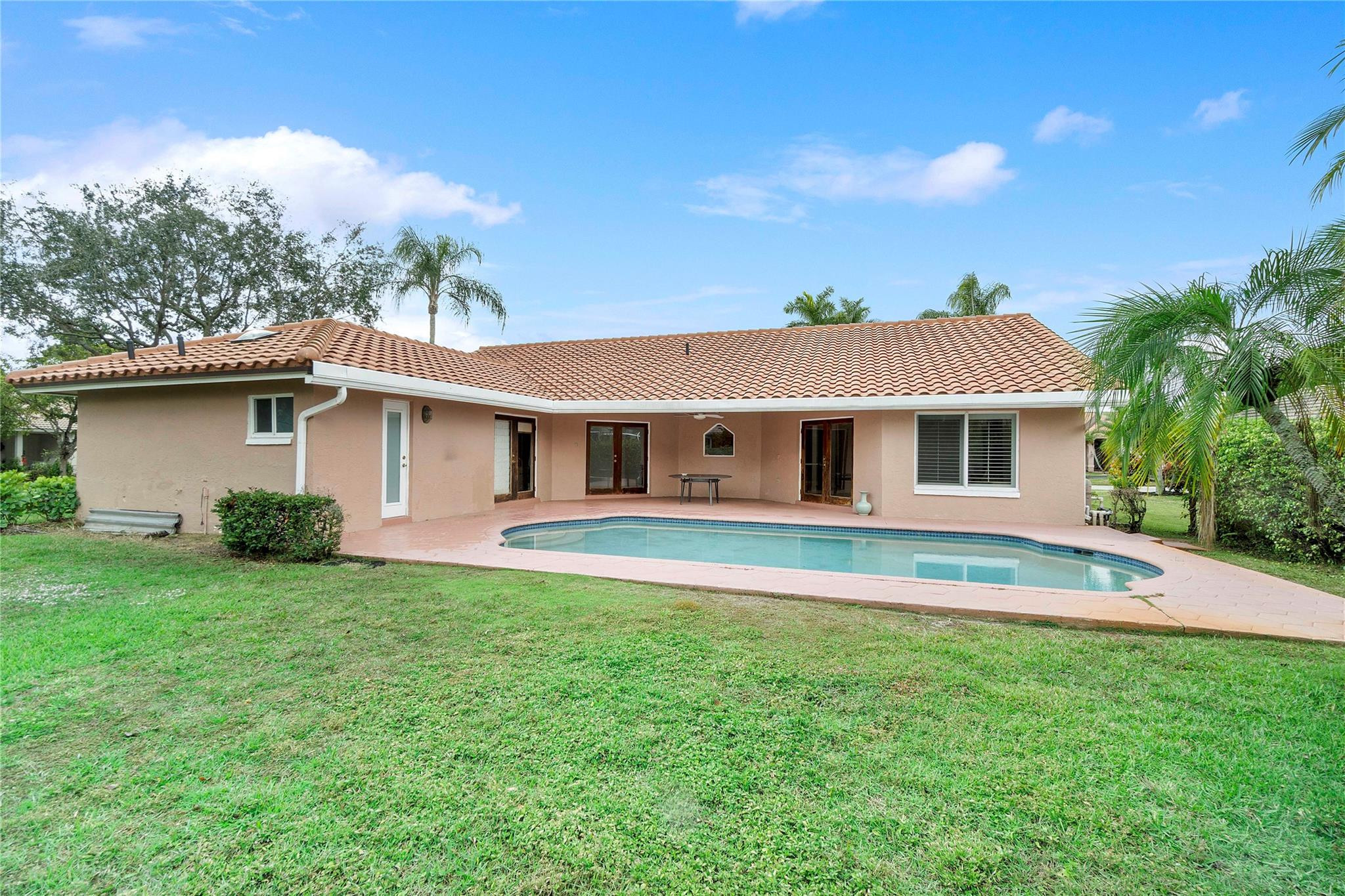 233 NW 119th Lane
