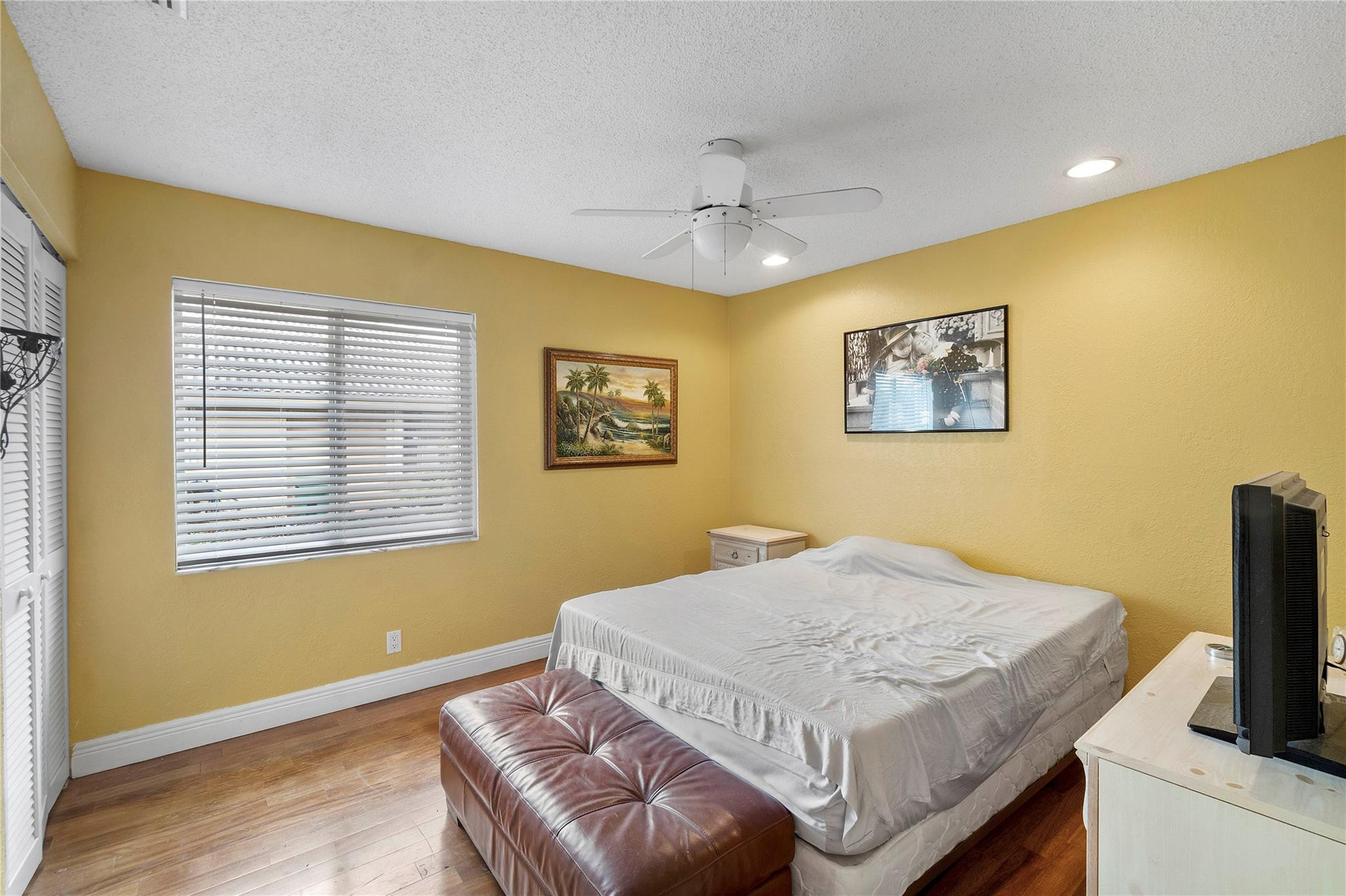 233 NW 119th Lane