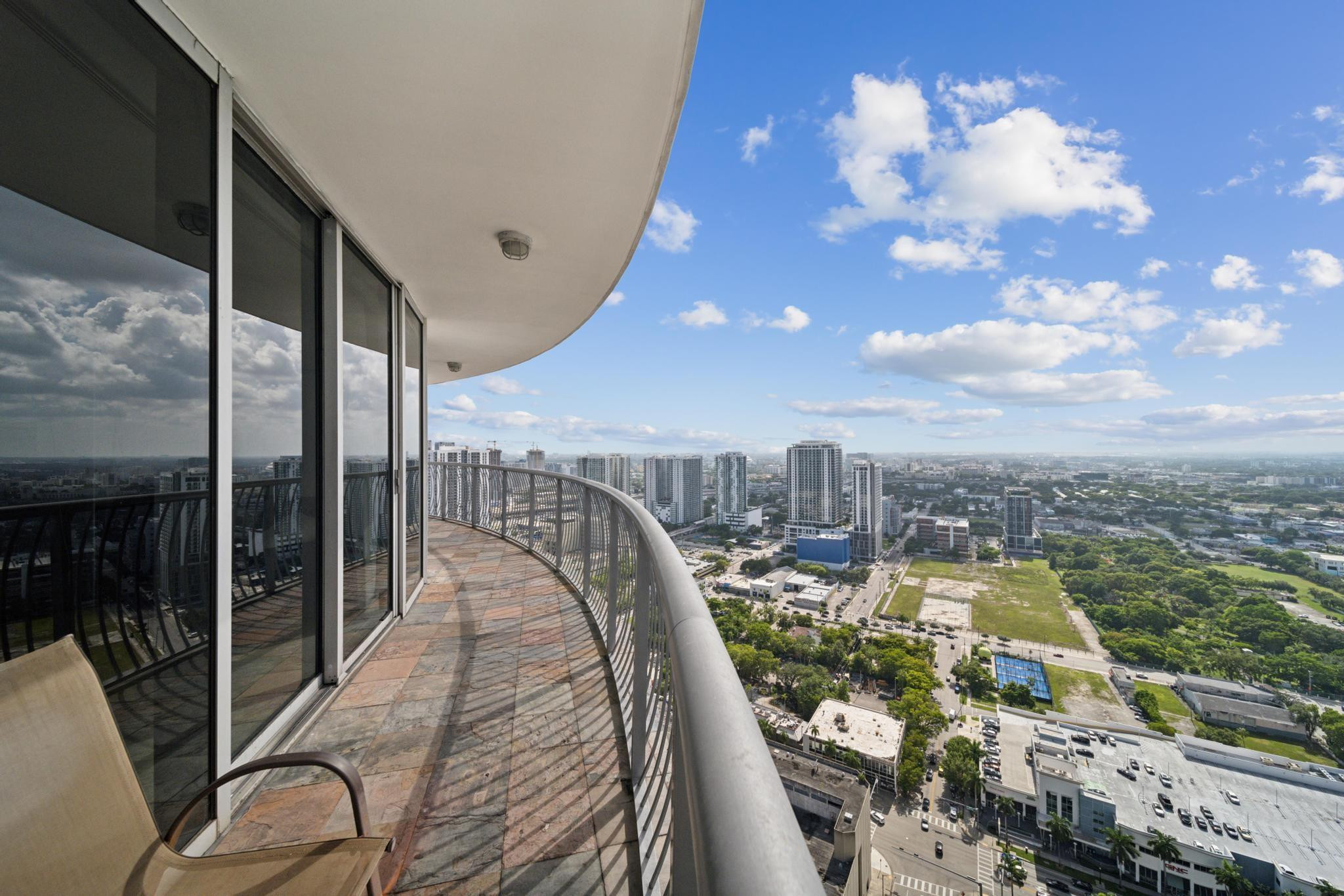 1750 N Bayshore Drive 4315