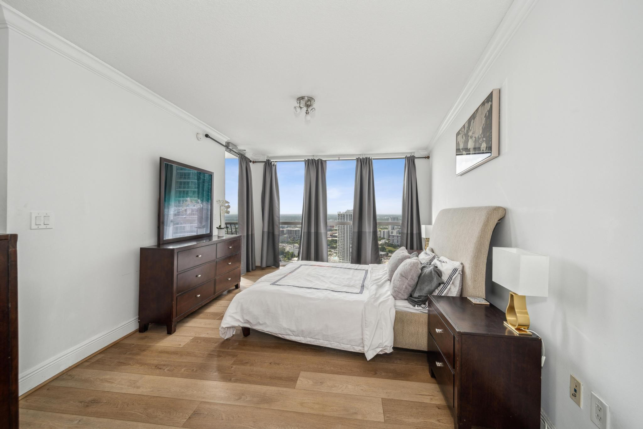 1750 N Bayshore Drive 4315