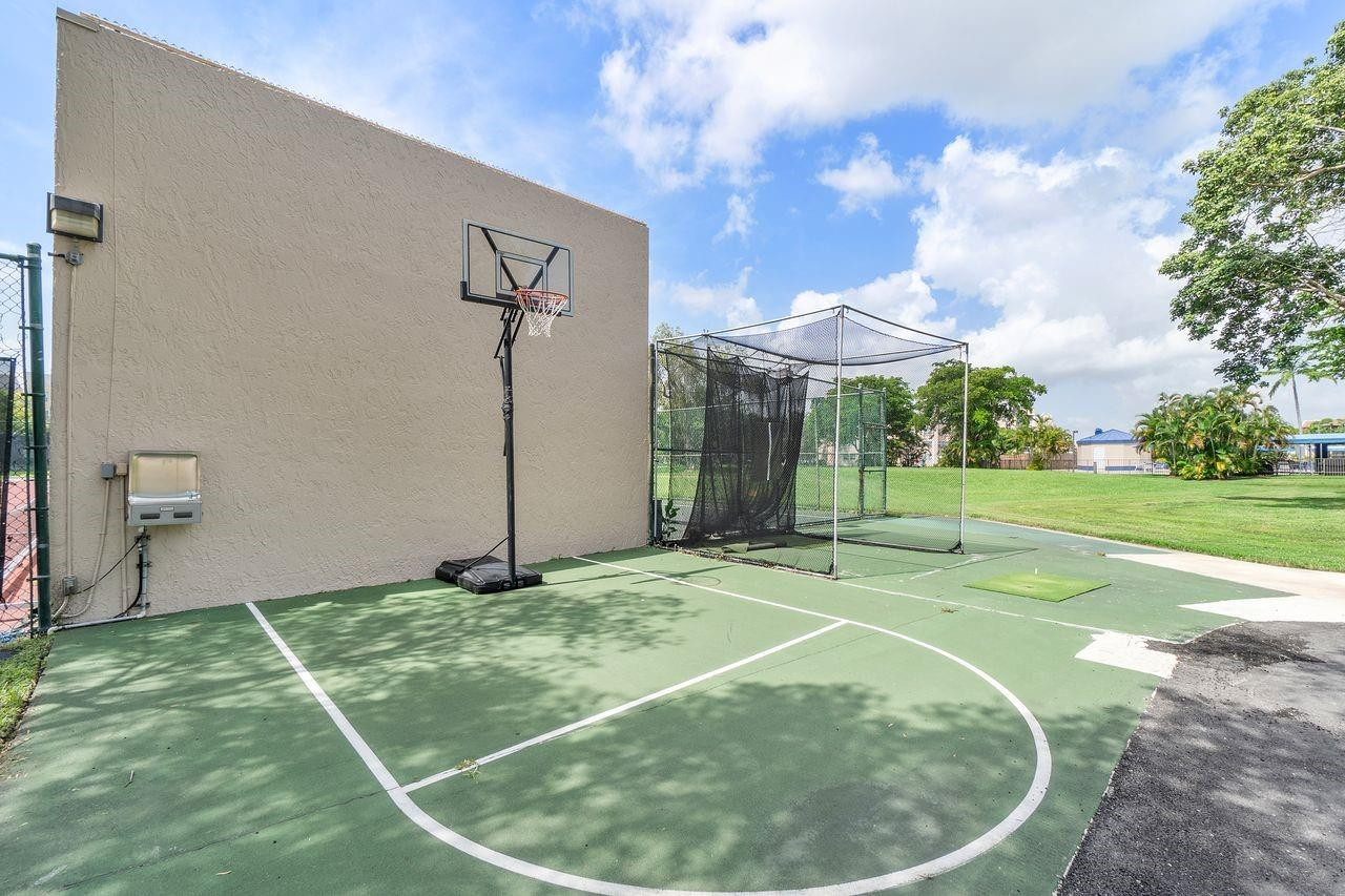 10382 NW 24th Place 201