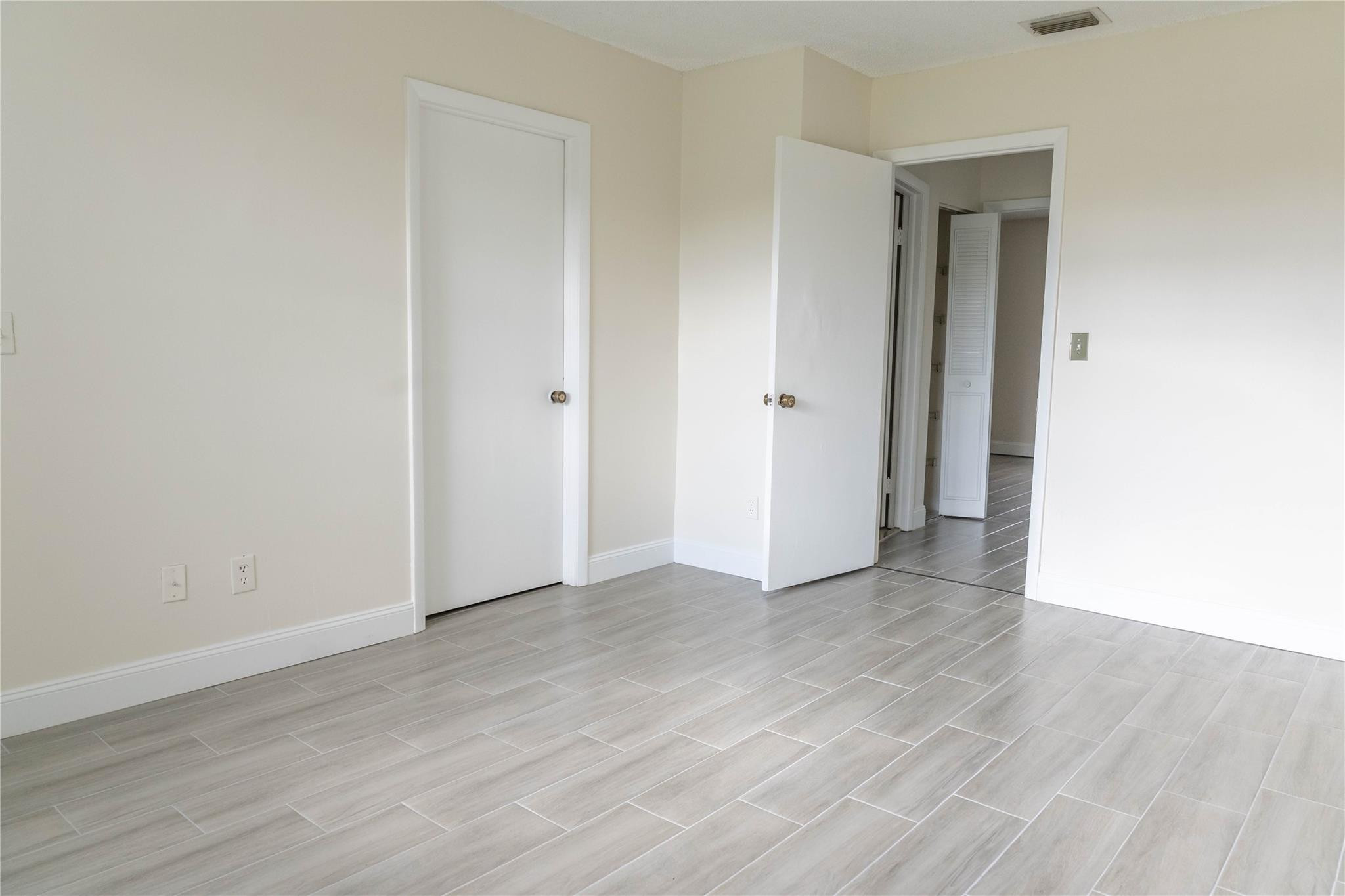 11686 NW 39th Street