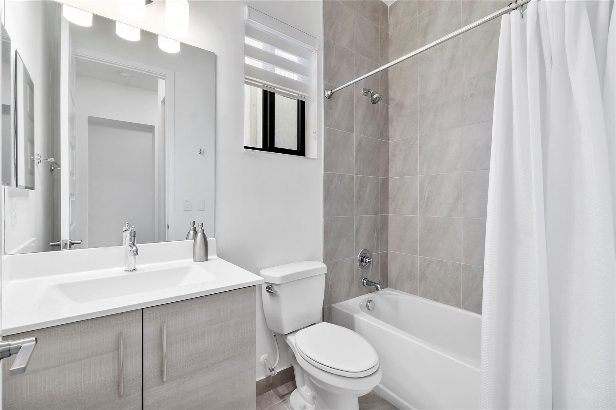 10710 Aqua Court
