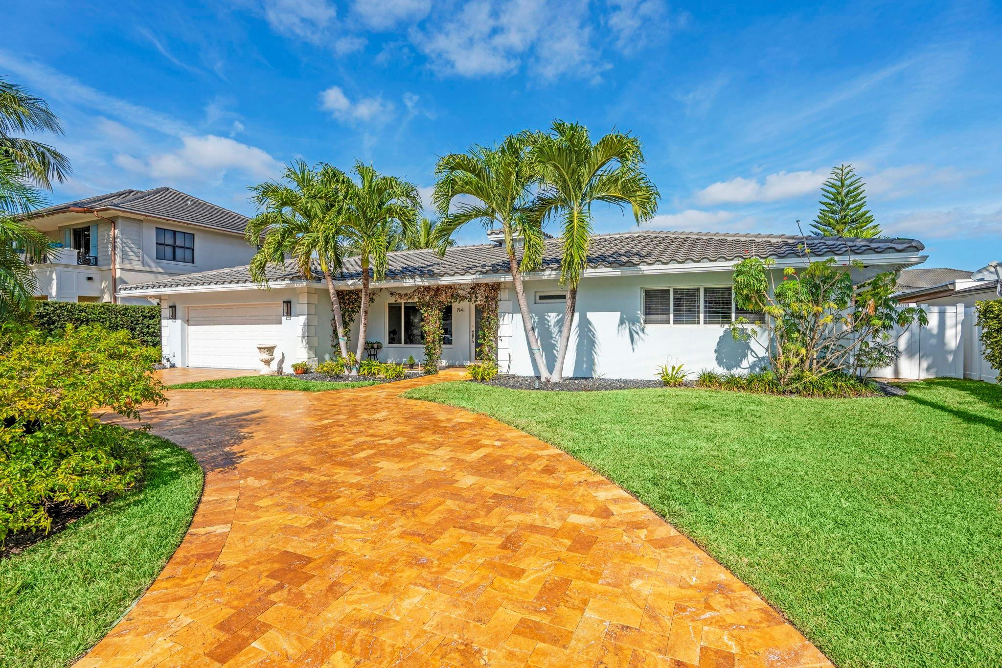 1941 Coral Reef Drive, Lauderdale-By-The-Sea